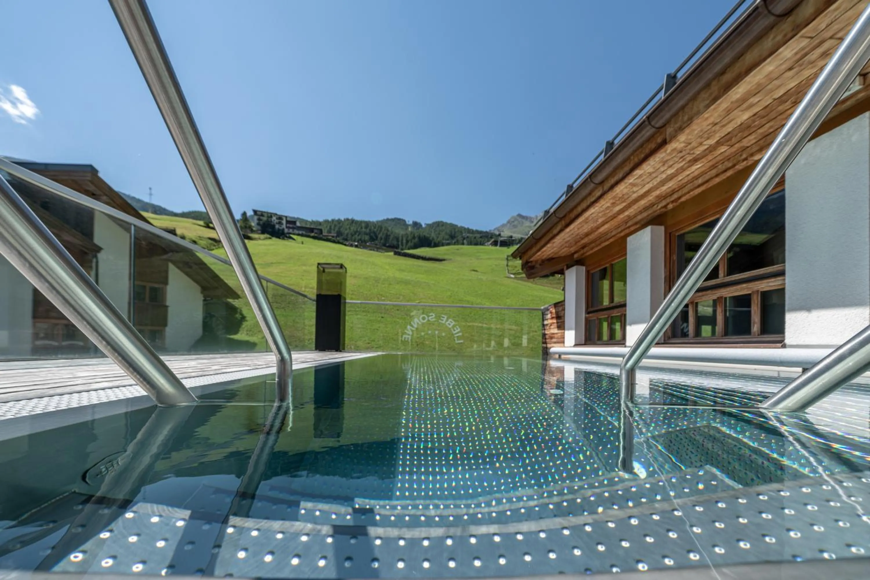 Swimming pool in Hotel Liebe Sonne 4S