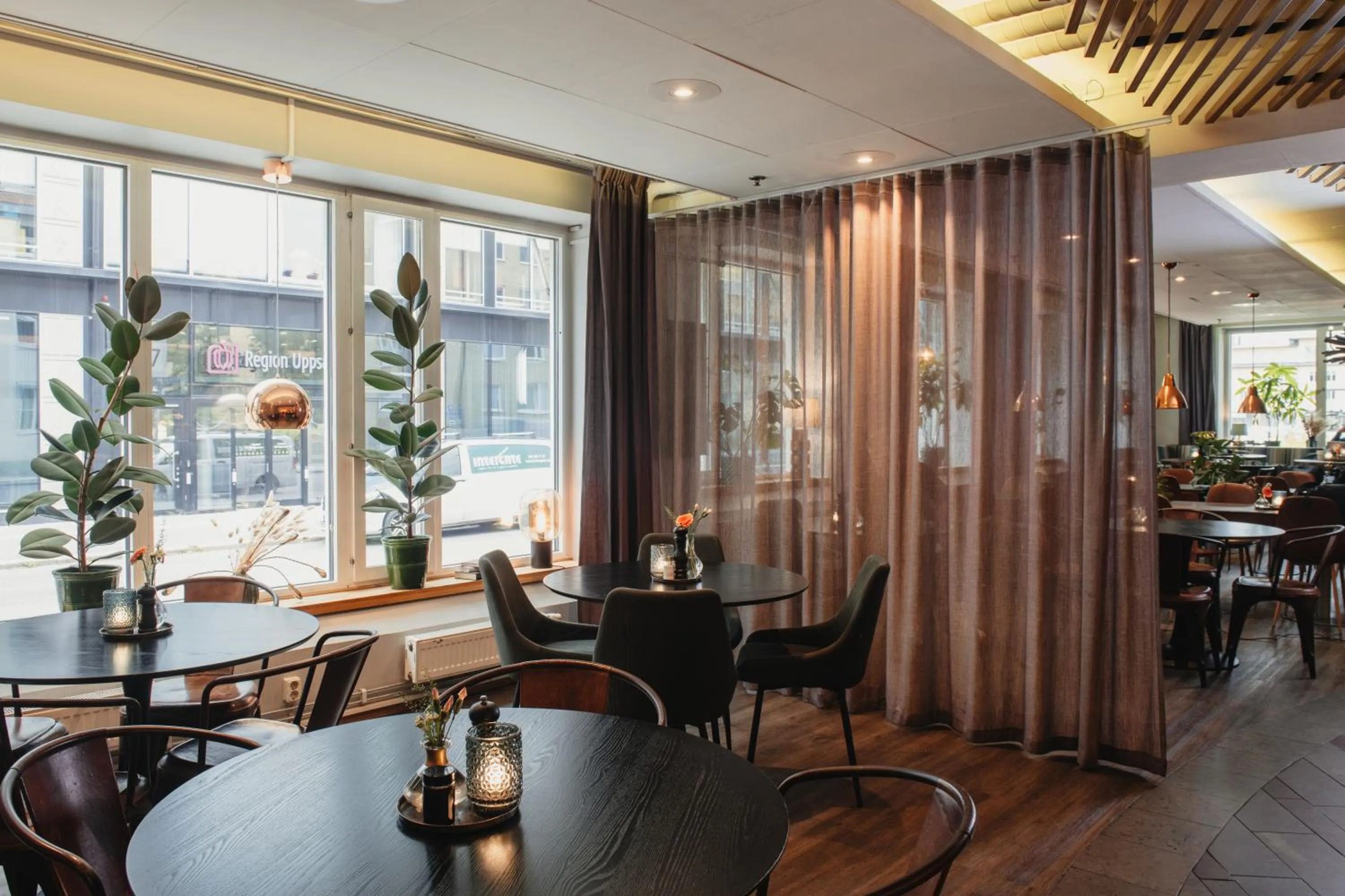 Restaurant/places to eat in Home Hotel Uppsala