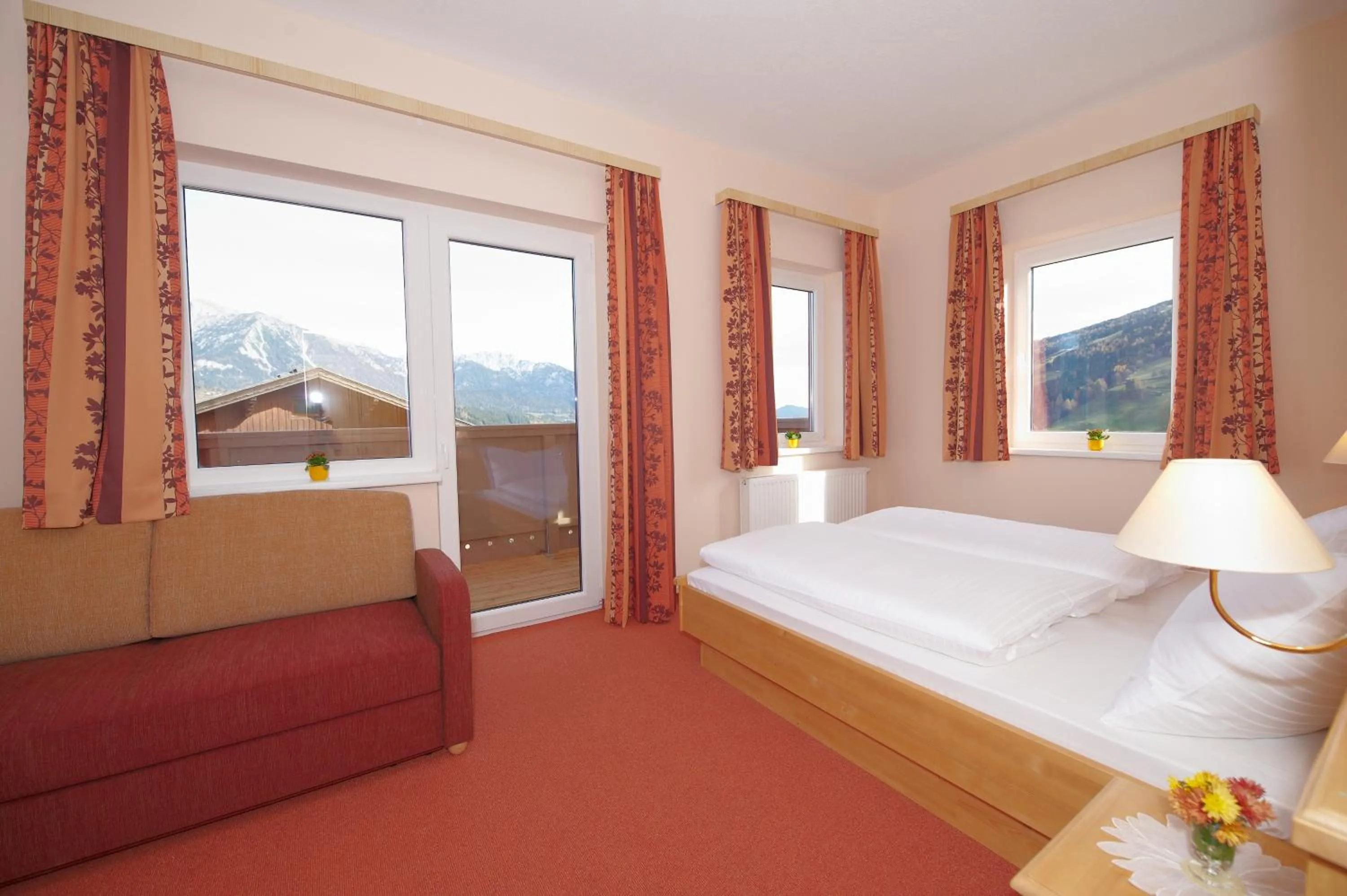 Area and facilities, Bed in Hotel Pariente