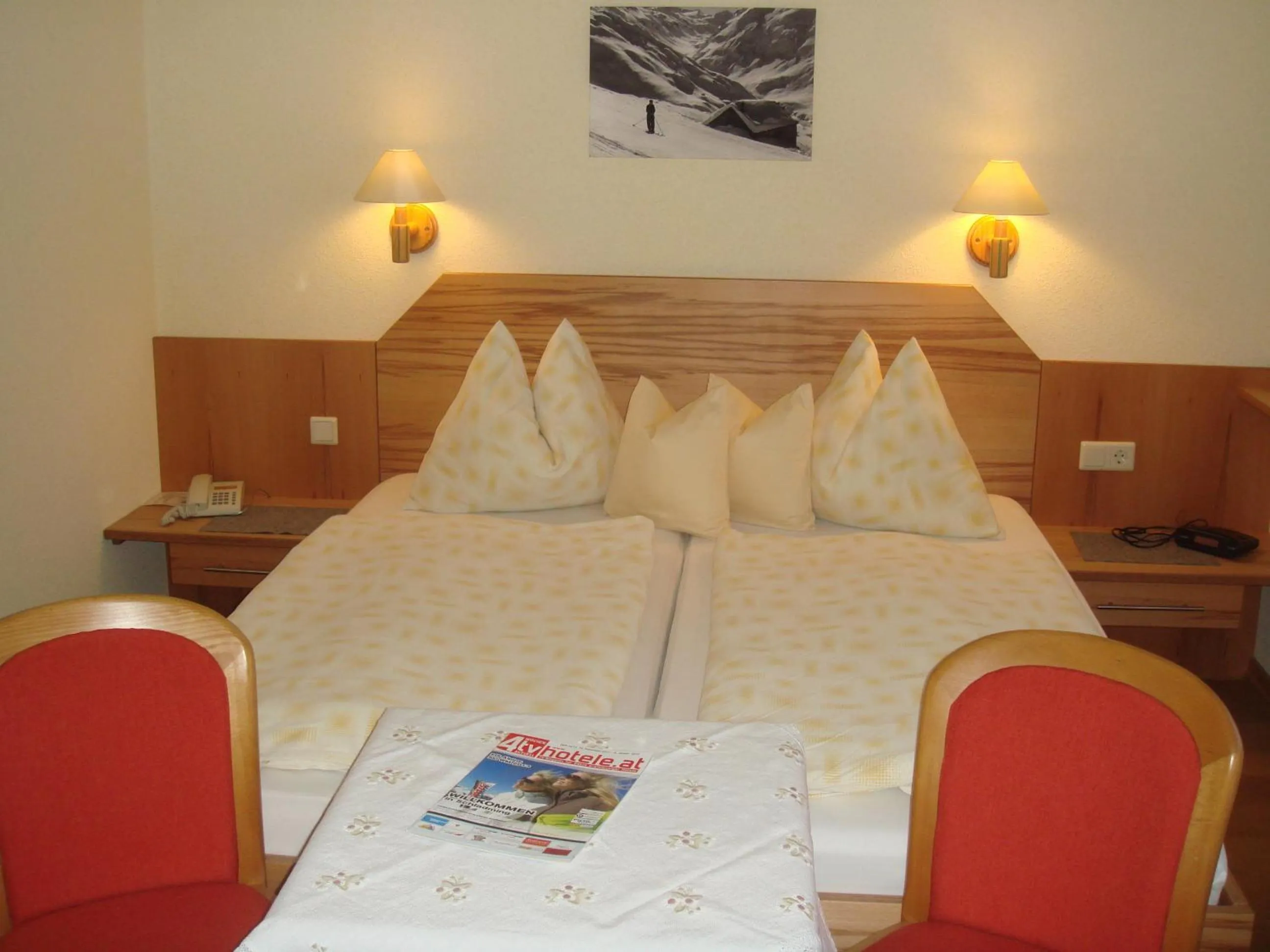 Photo of the whole room, Bed in Hotel Sporthof