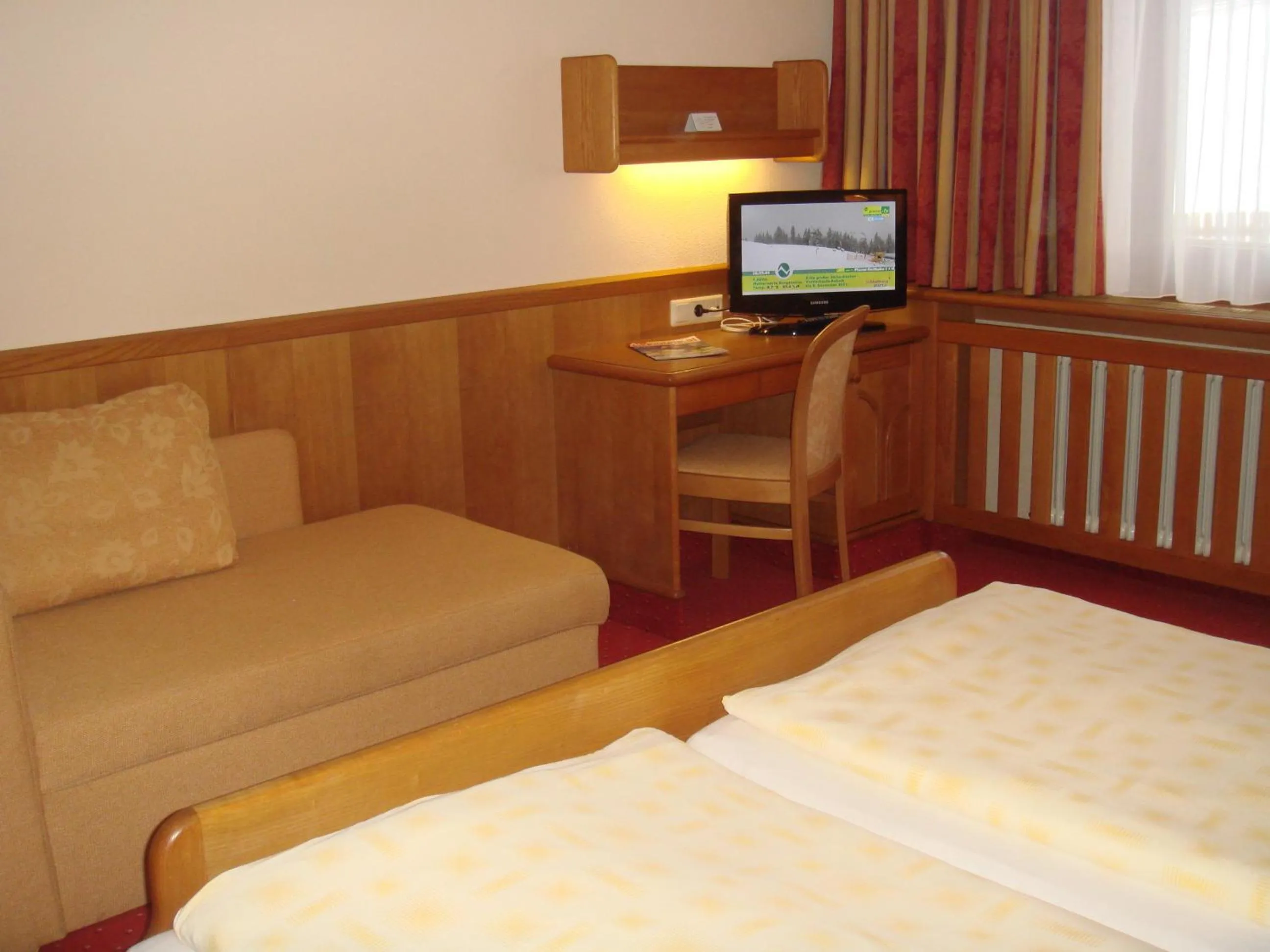 Photo of the whole room, Bed in Hotel Sporthof