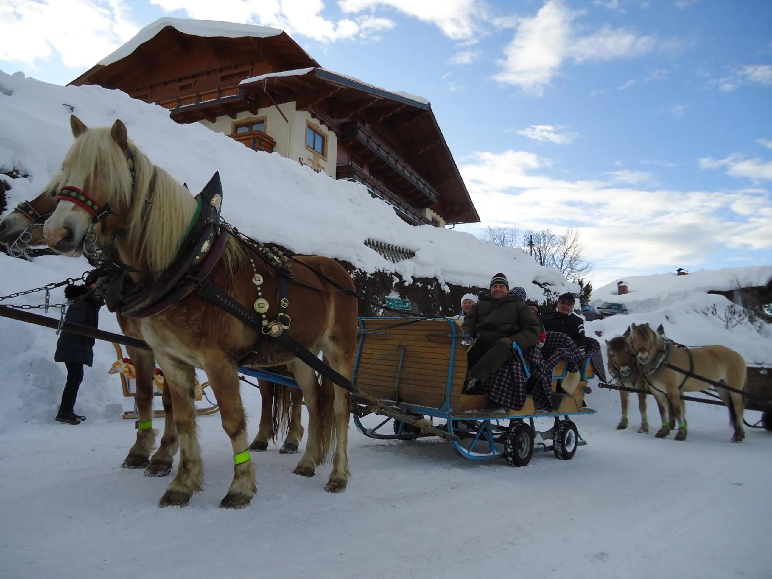 Facade/entrance in Hotel Sporthof