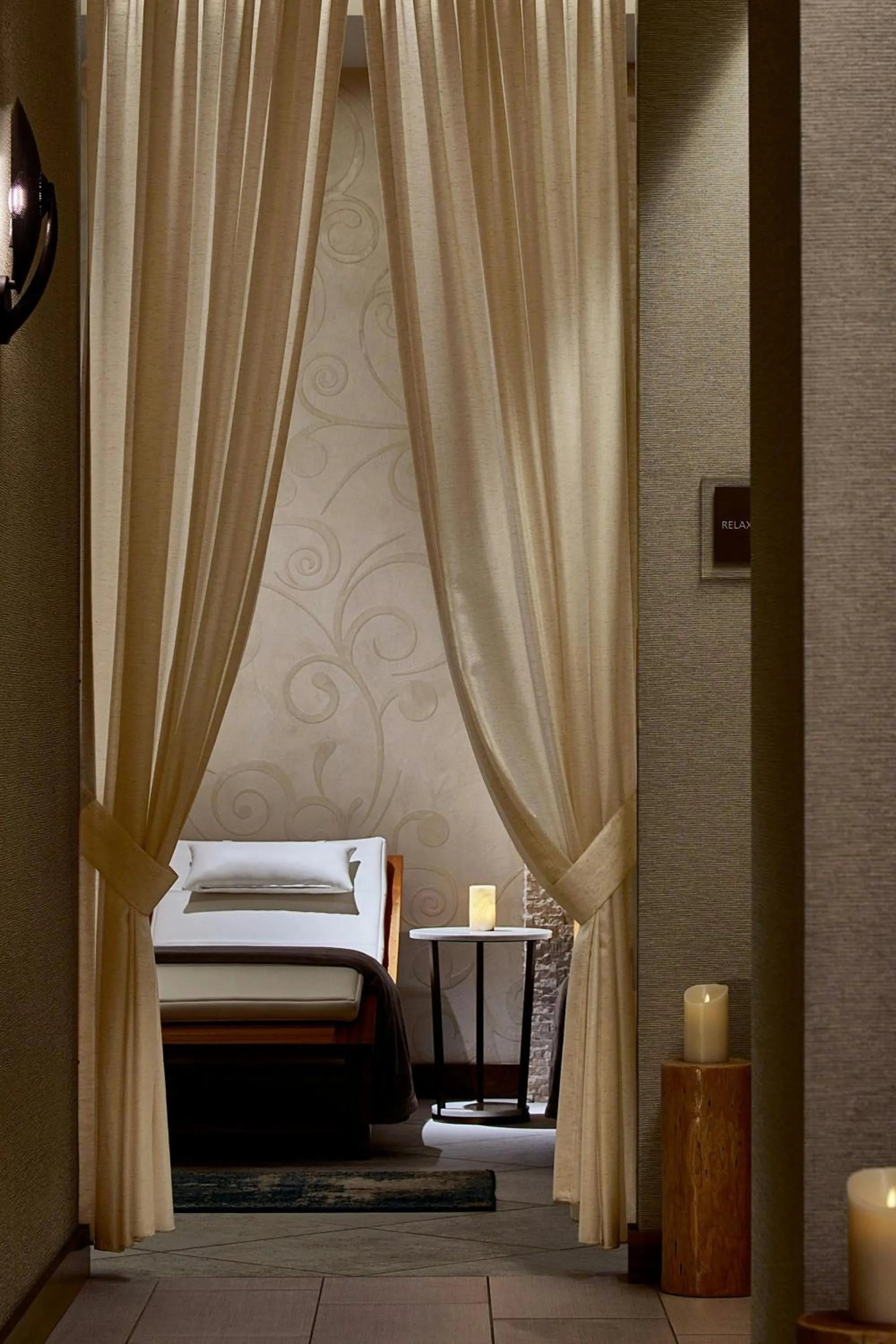 Spa and wellness centre/facilities, Bed in The Westin Nashville