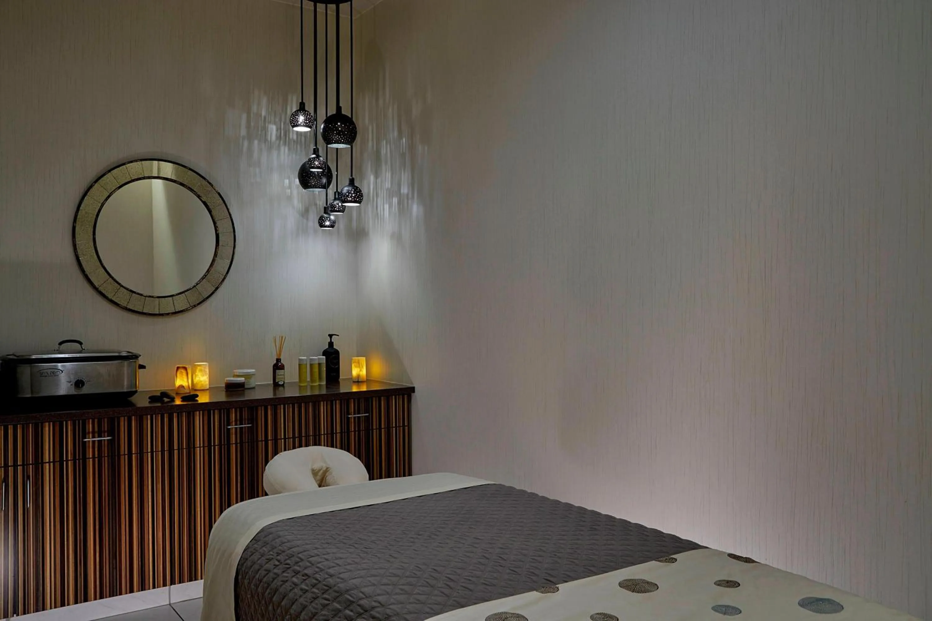 Spa and wellness centre/facilities, Bed in The Westin Nashville