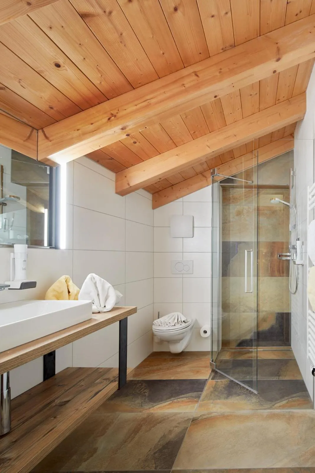 Bathroom in Dorfkrug Kaprun - Luxury Suites & Appartements