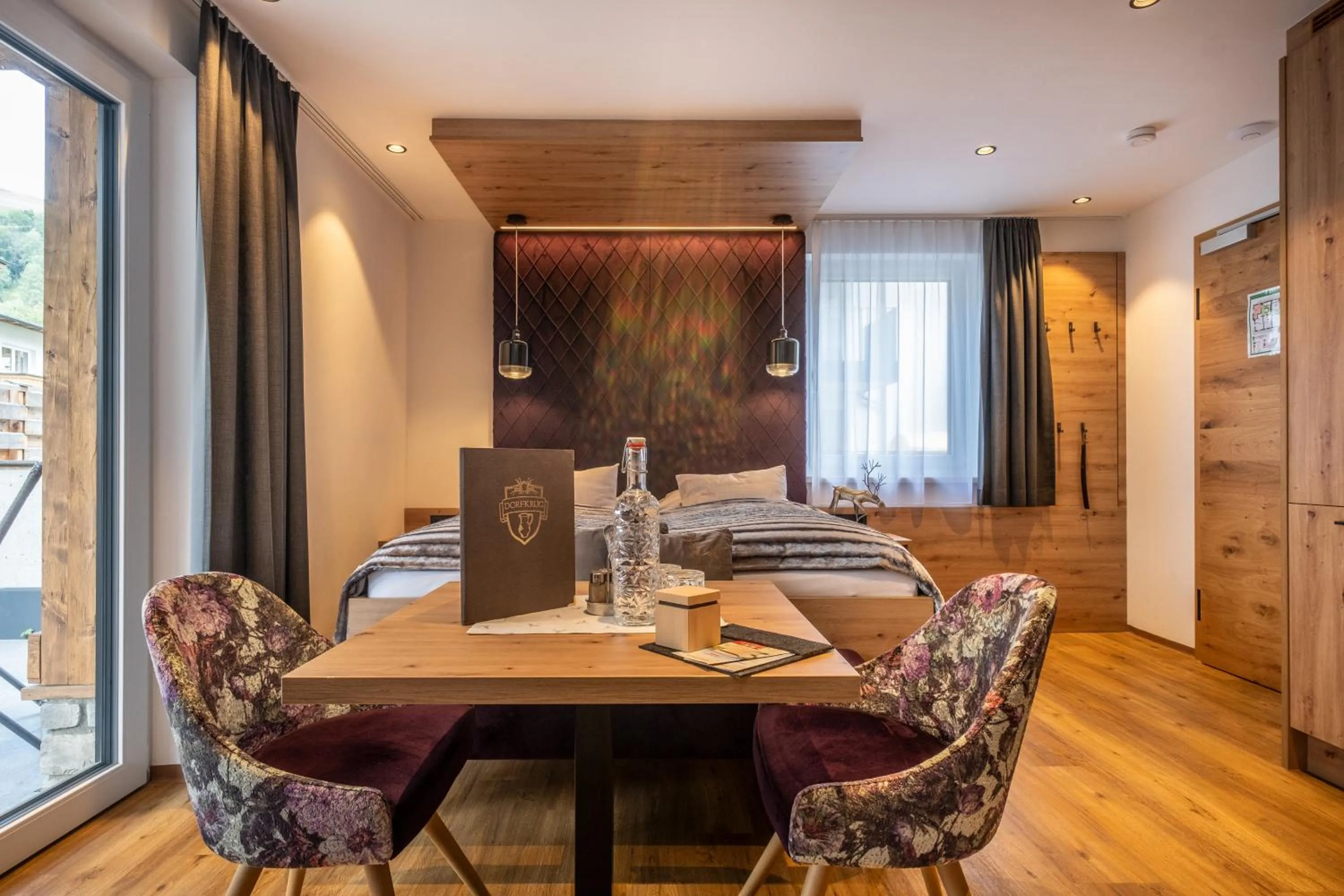 Living room in Dorfkrug Kaprun - Luxury Suites & Appartements