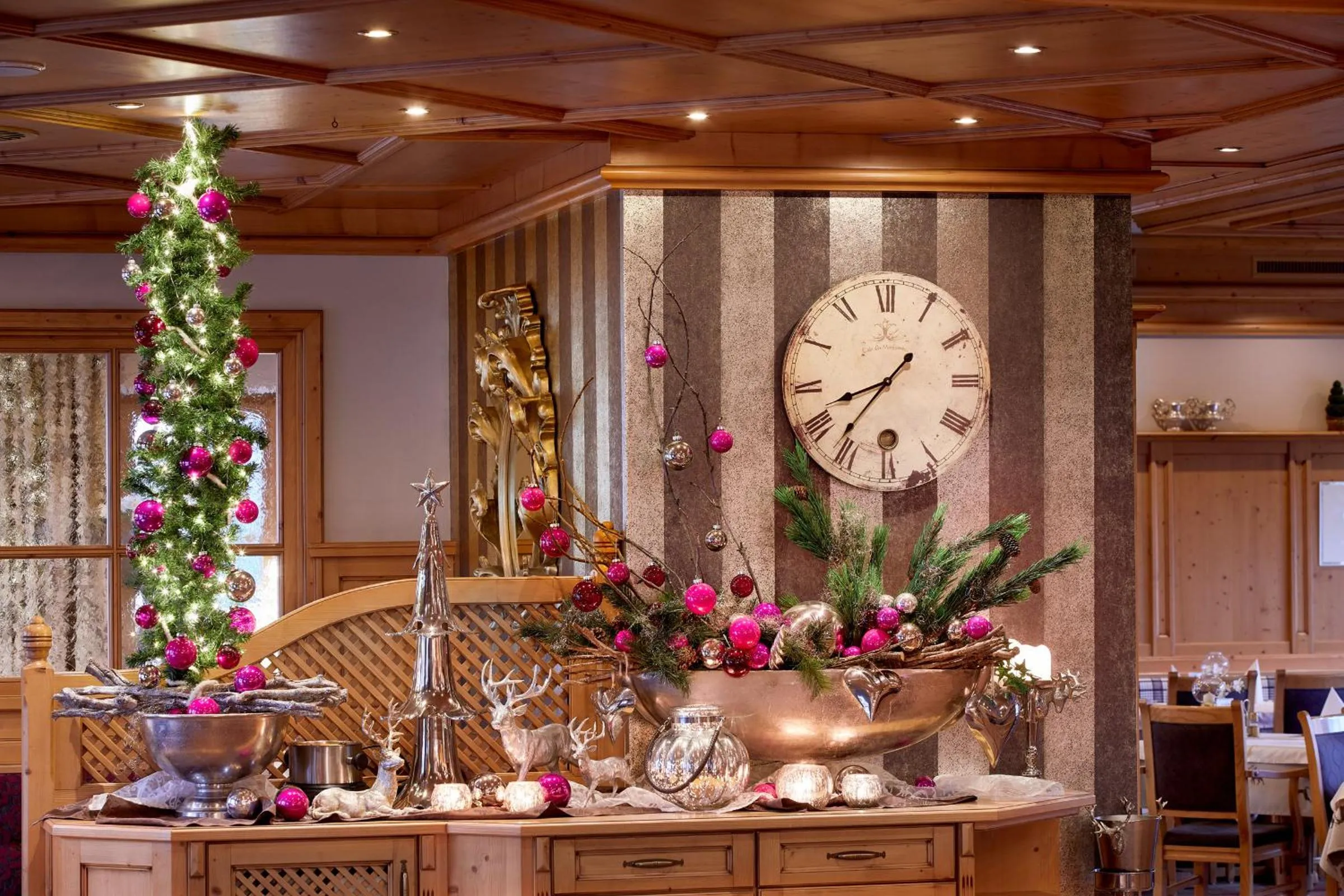 Restaurant/places to eat in Dorfkrug Kaprun - Luxury Suites & Appartements