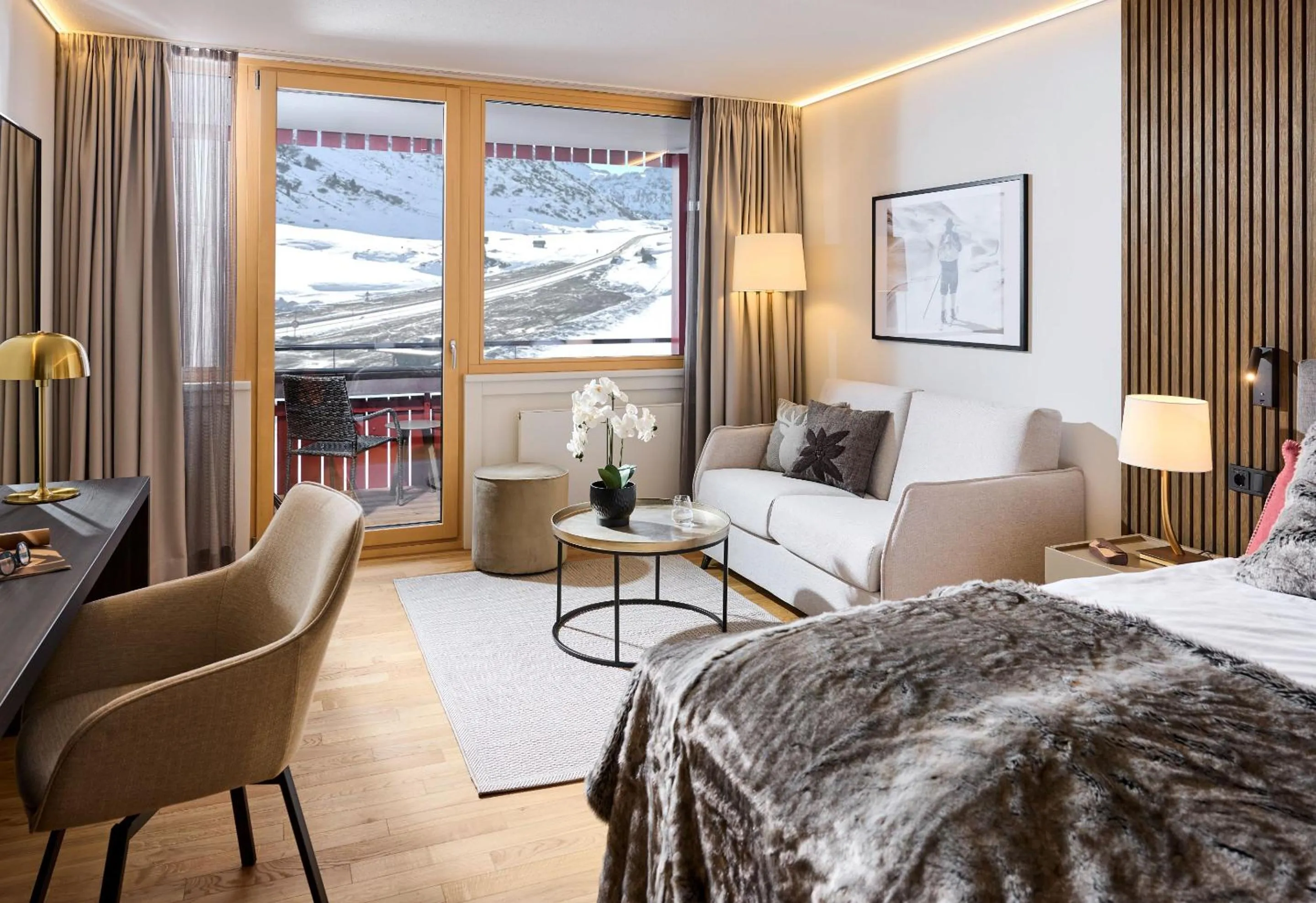 Seating area, Bed in ROBINSON ALPENROSE Zürs