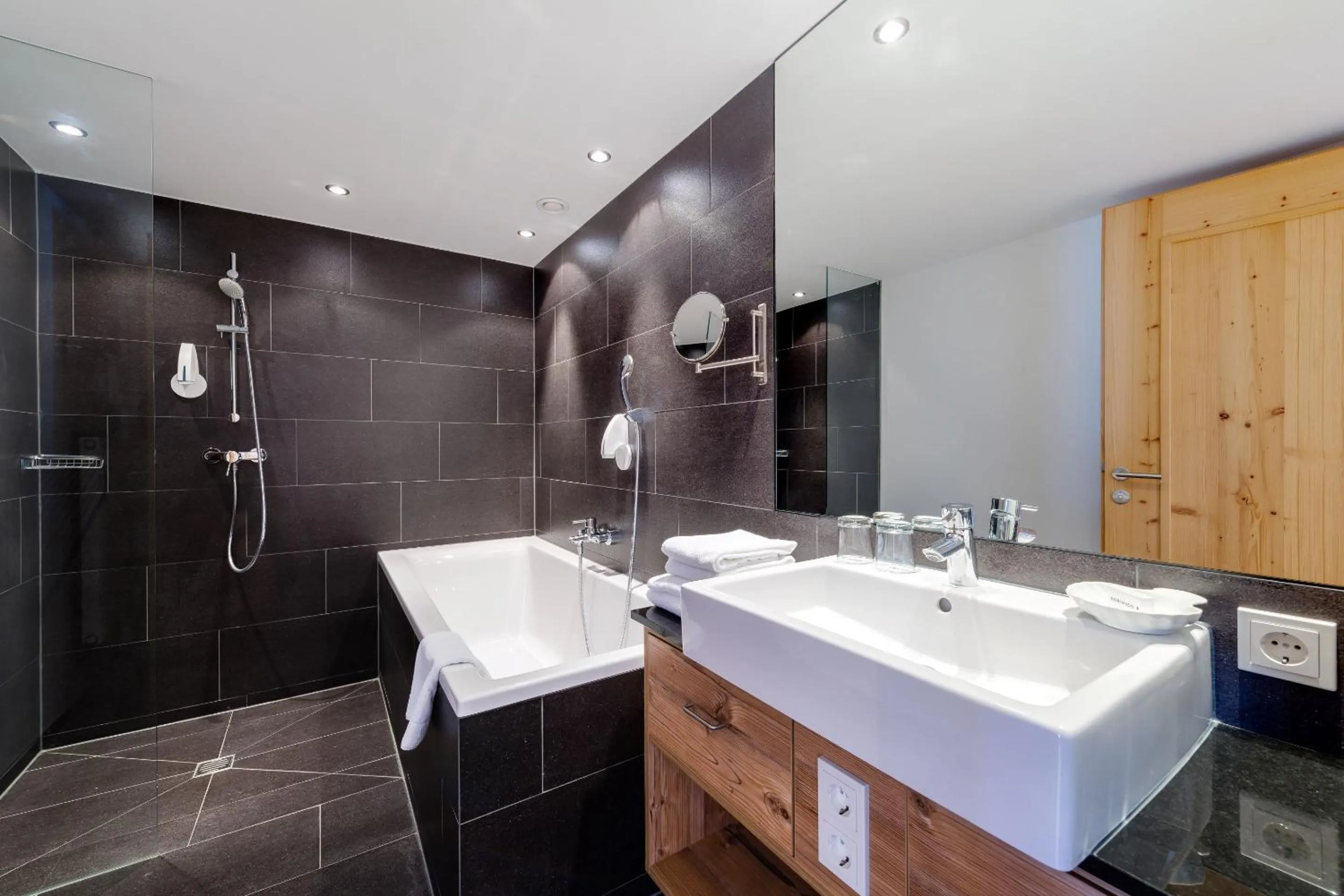 Bathroom in ROBINSON ALPENROSE Zürs