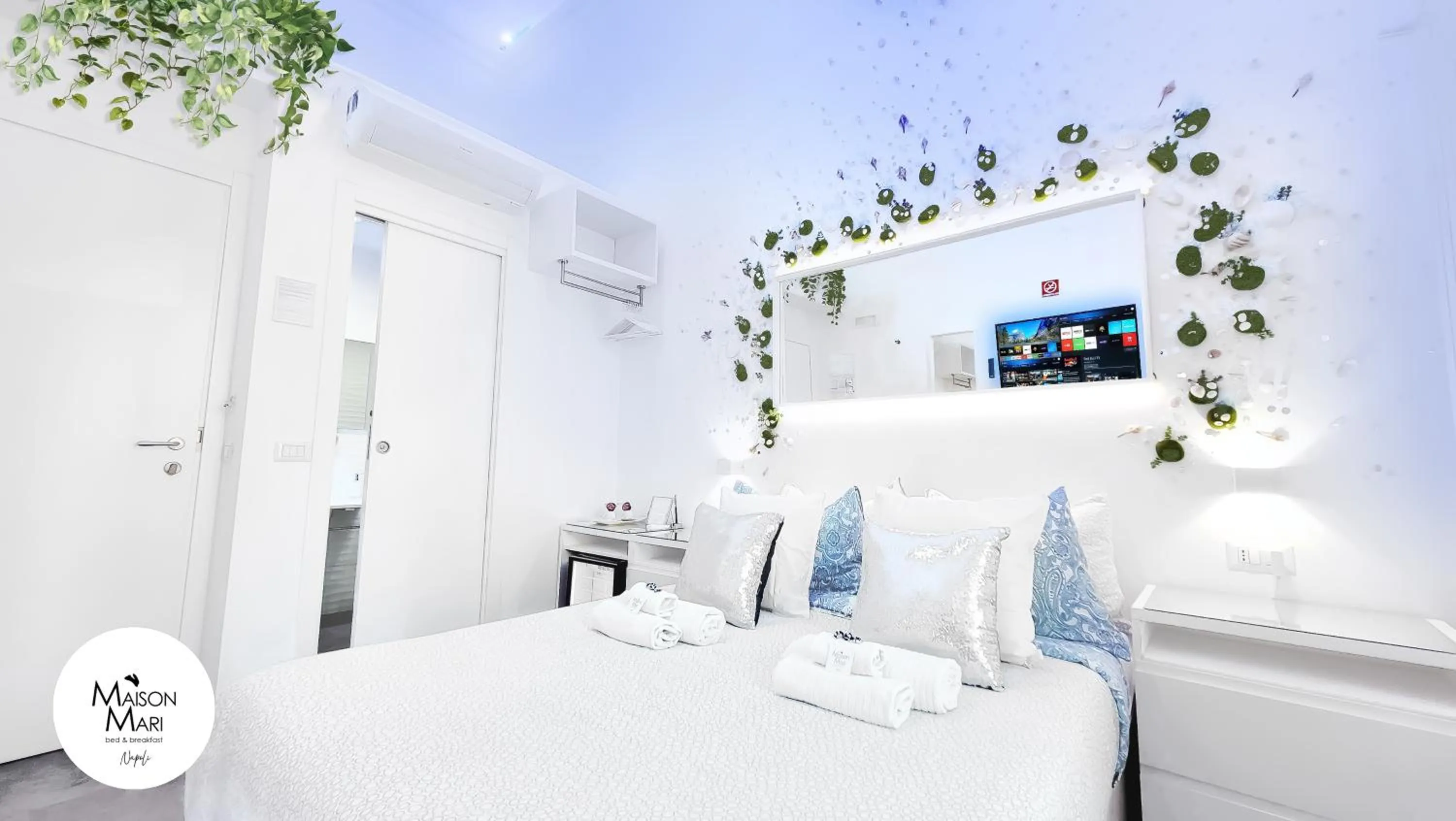 Photo of the whole room, Bed in B&B Maison Mari