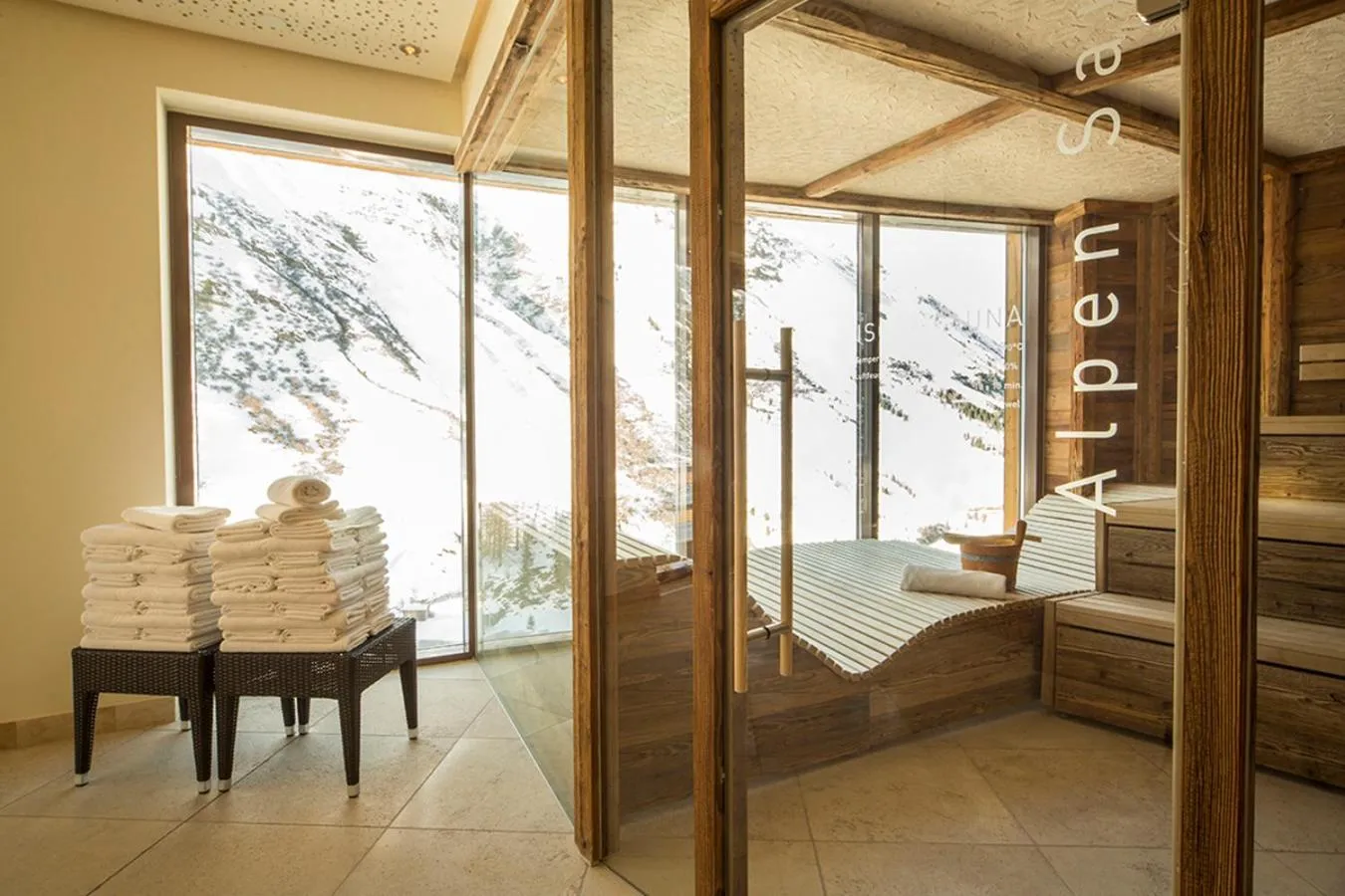 Day, Bed in Hotel Bergwelt