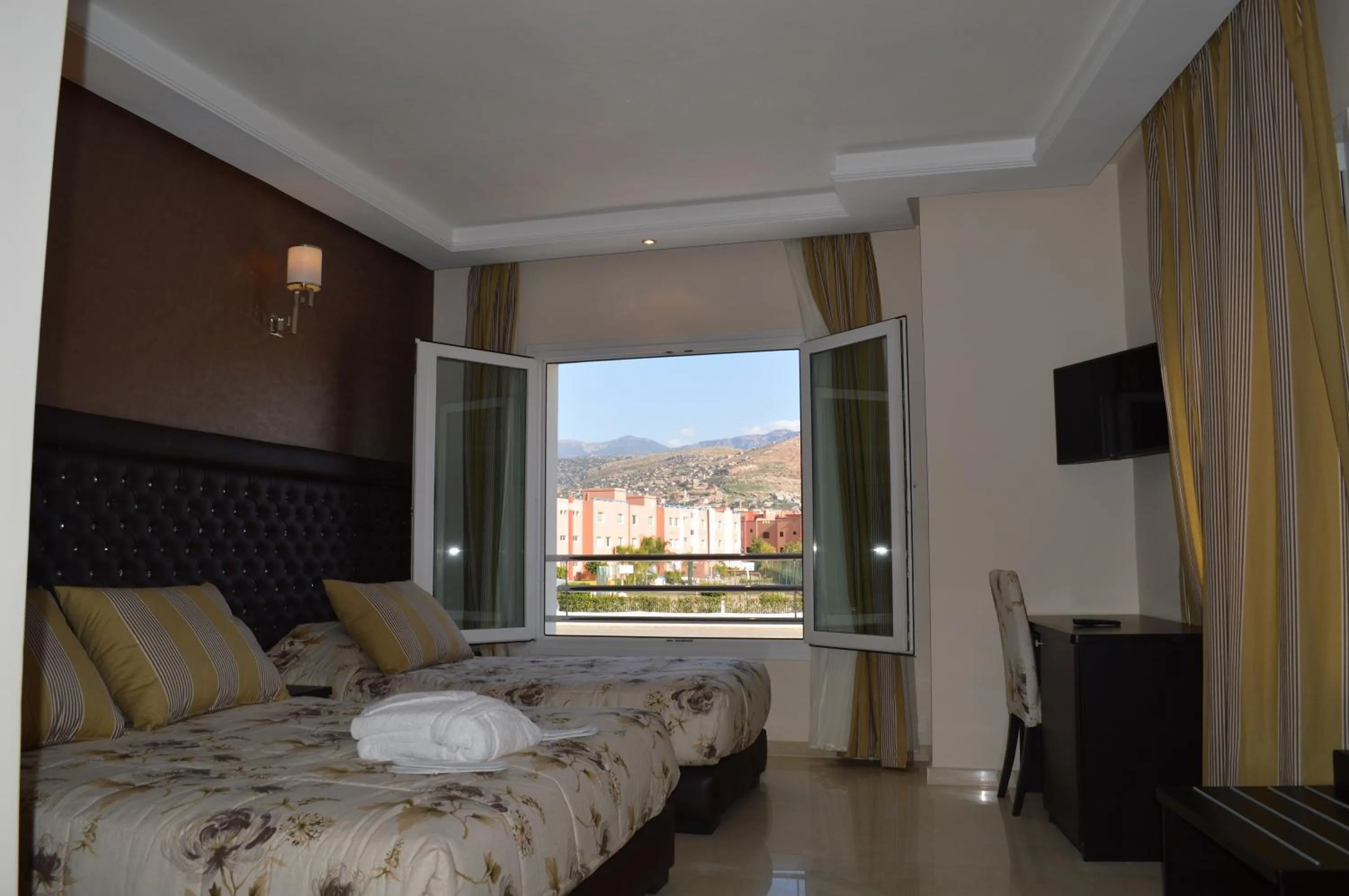 Bed in Hotel La Luna