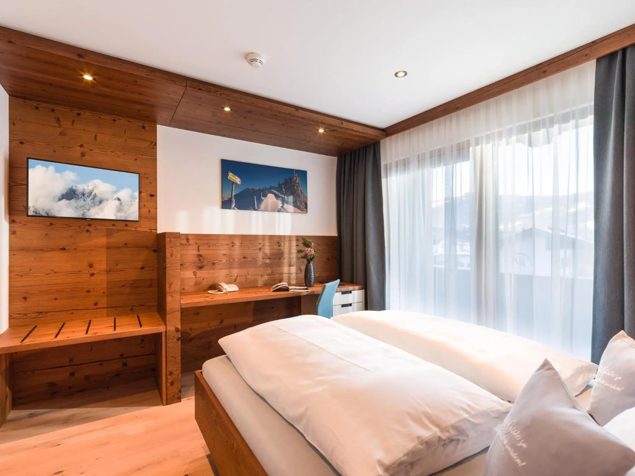 Bed in Hotel Jakobwirt Westendorf