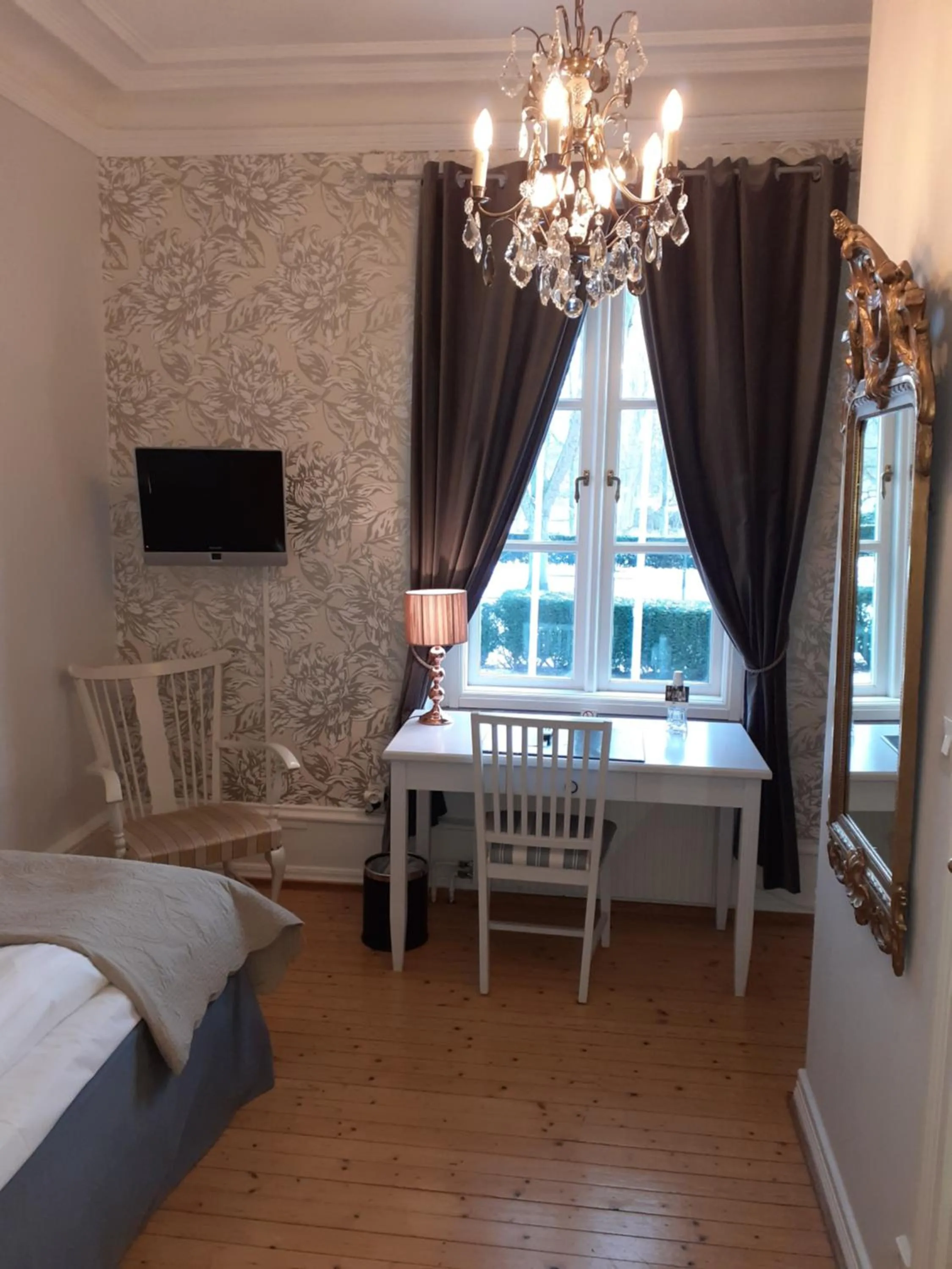 Bedroom, Bed in Slottshotellet