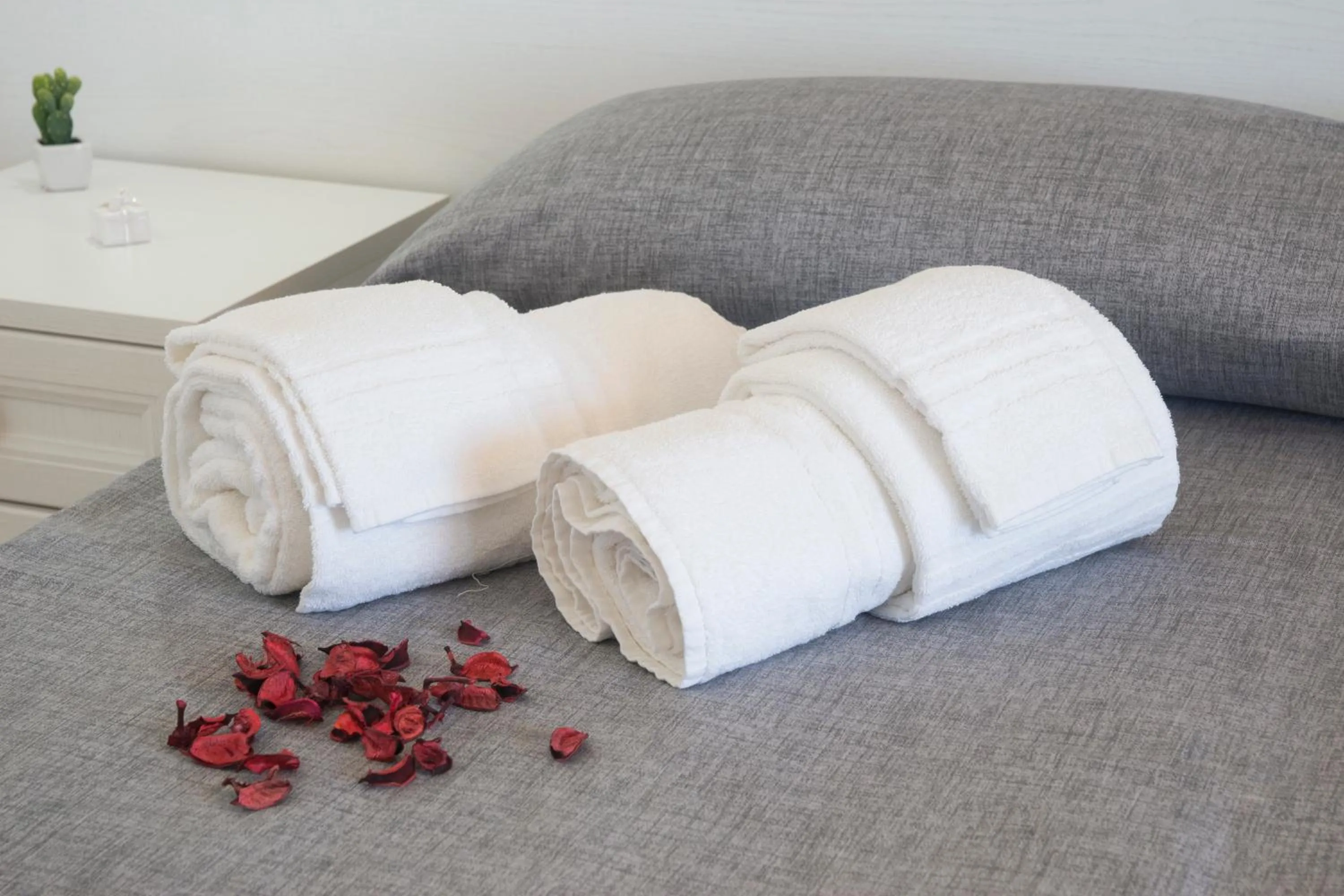 Decorative detail, Bed in Raggio Di Sale