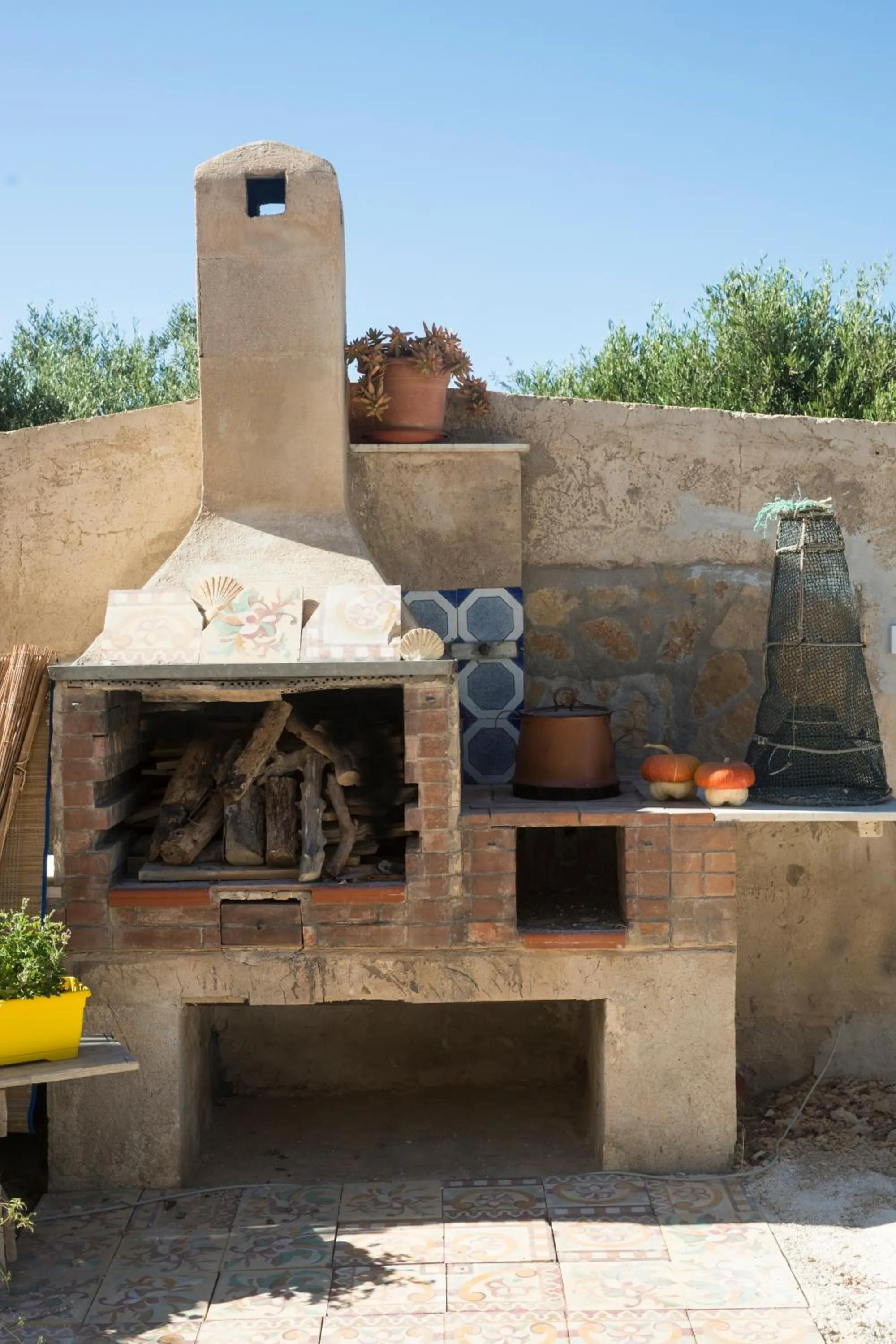 BBQ facilities in Raggio Di Sale