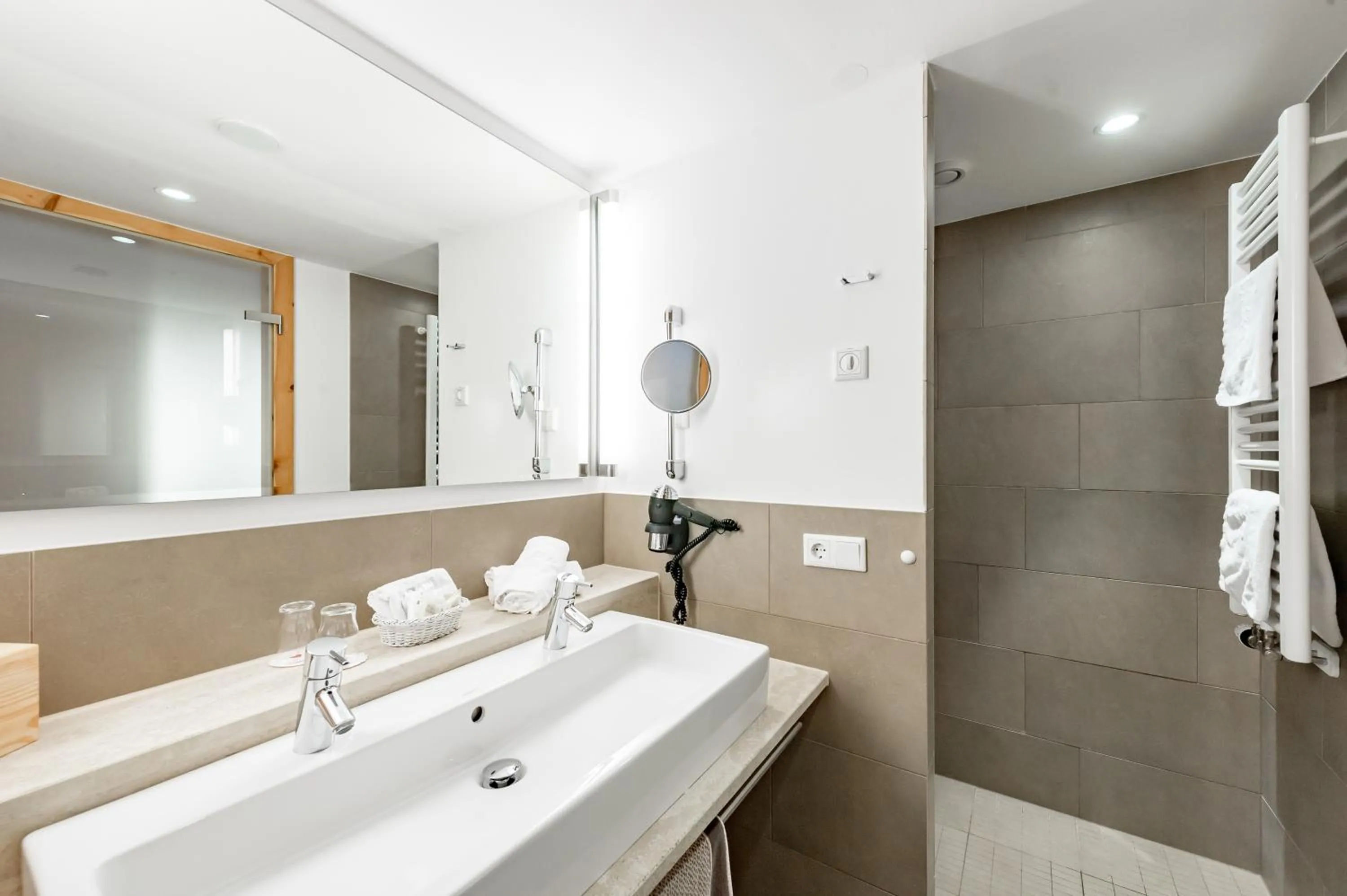 Bathroom in Inntaler Hof