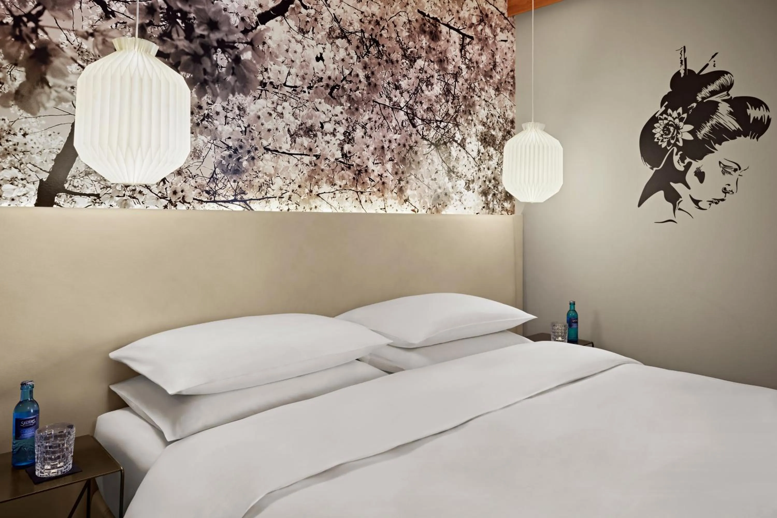 Bed in Me and All Hotel Dusseldorf, by Hyatt