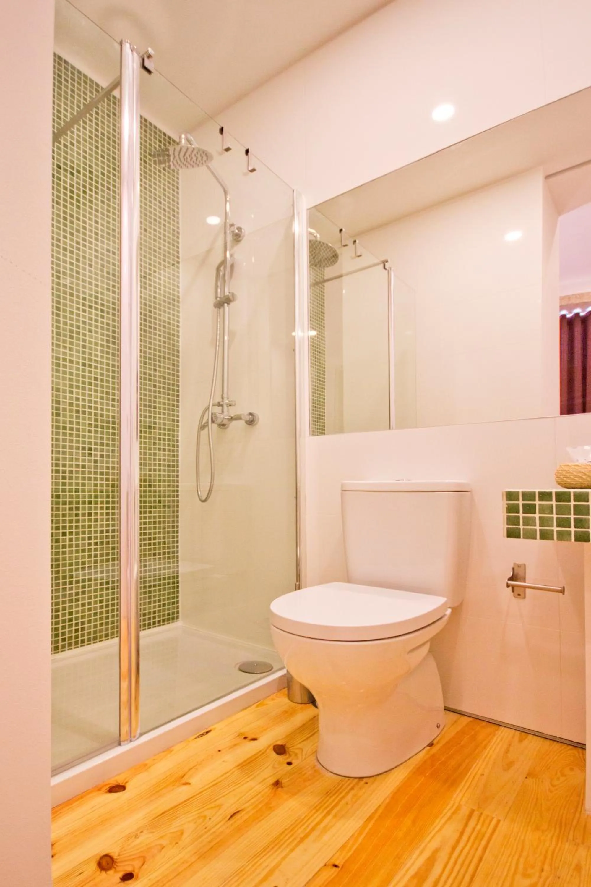 Bathroom in MyStay Porto Bolhão