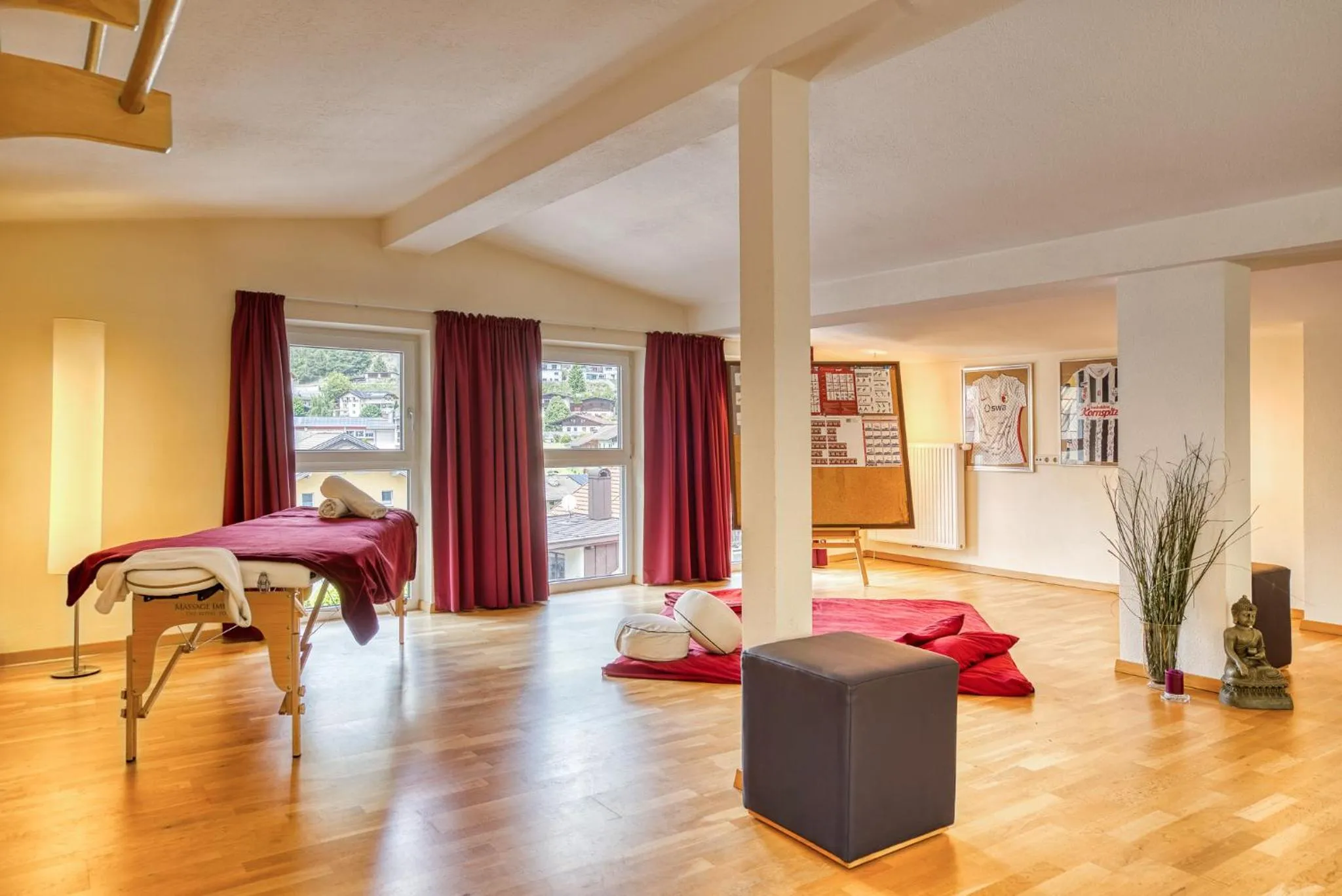 Massage, Bed in keyone rooms Tarrenz