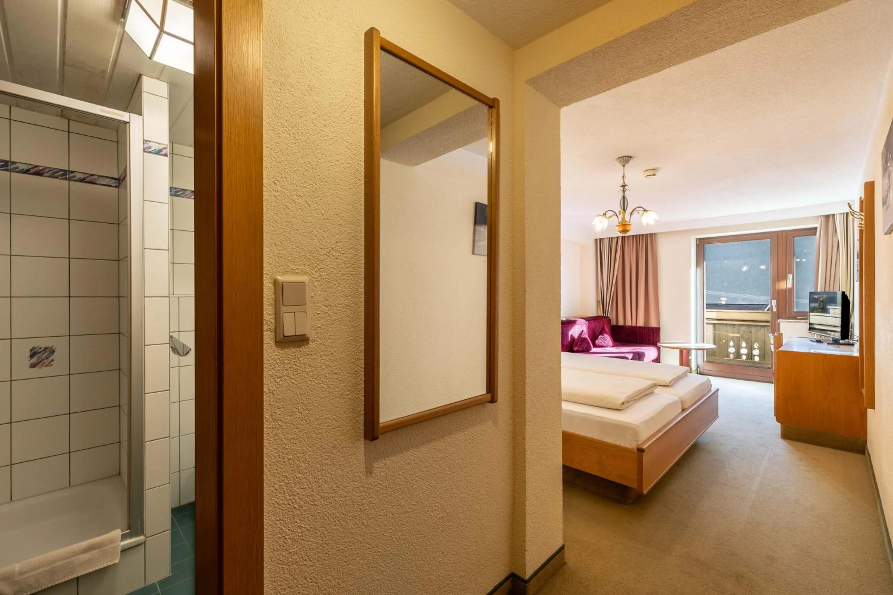 Bed in keyone rooms Tarrenz