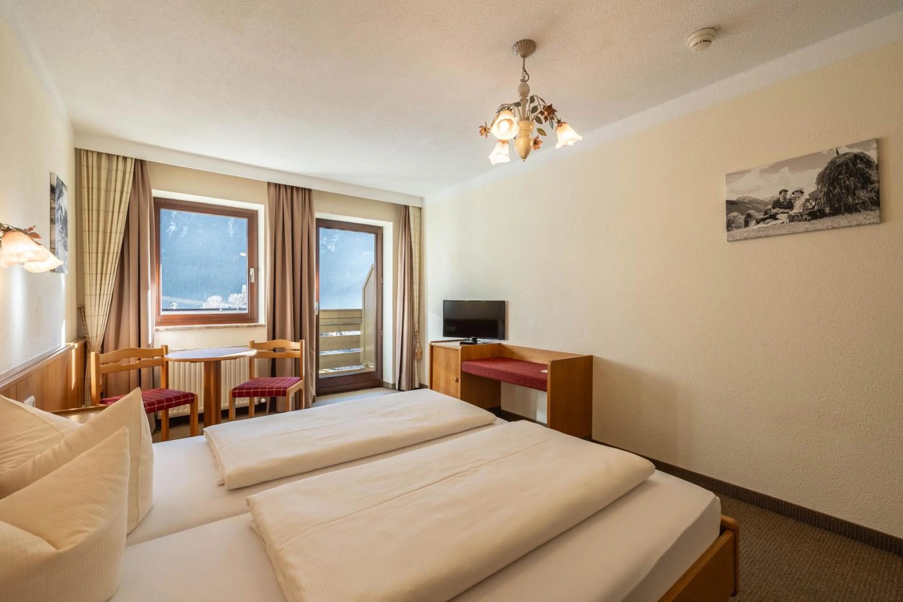 Bed in keyone rooms Tarrenz