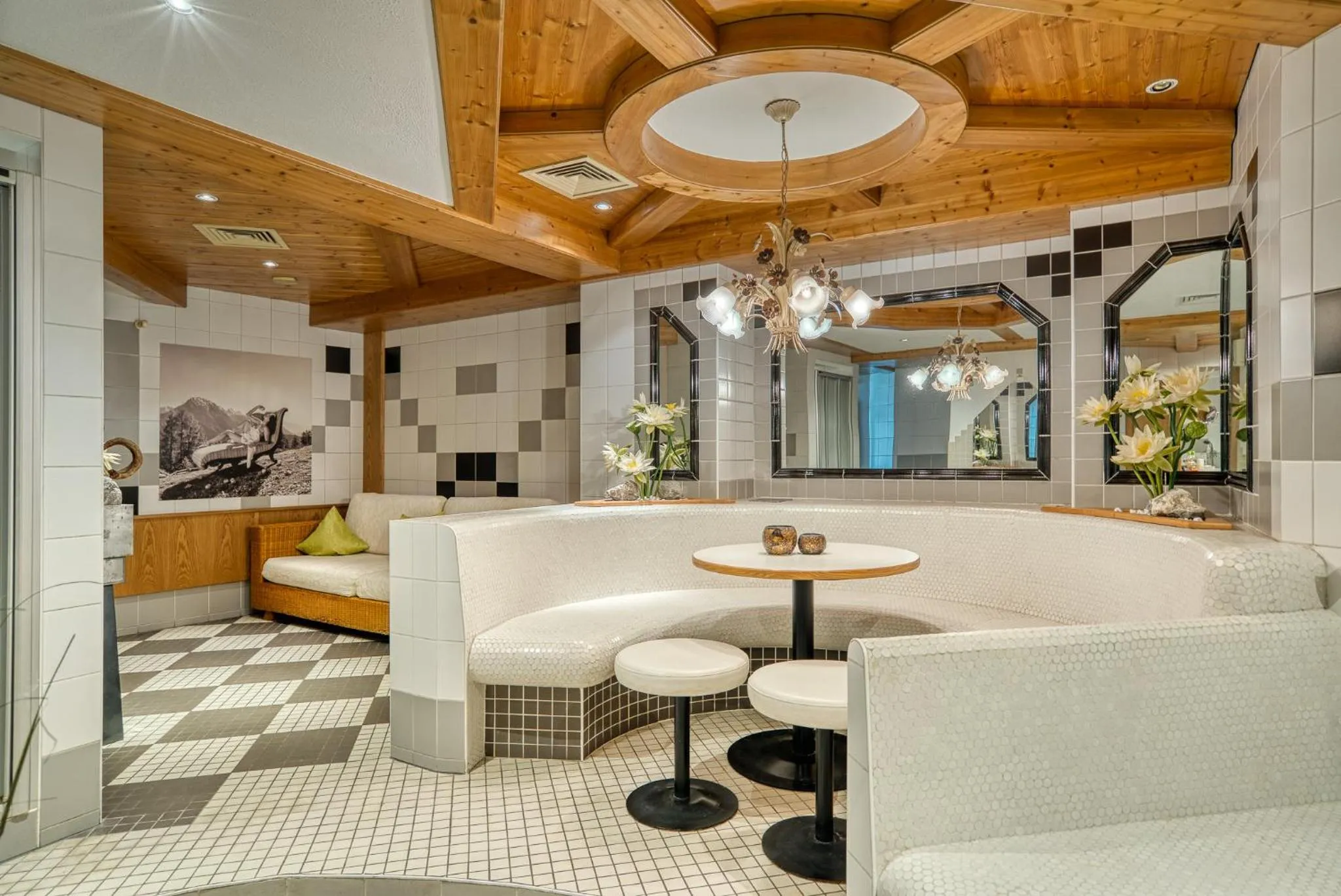 Spa and wellness centre/facilities in keyone rooms Tarrenz