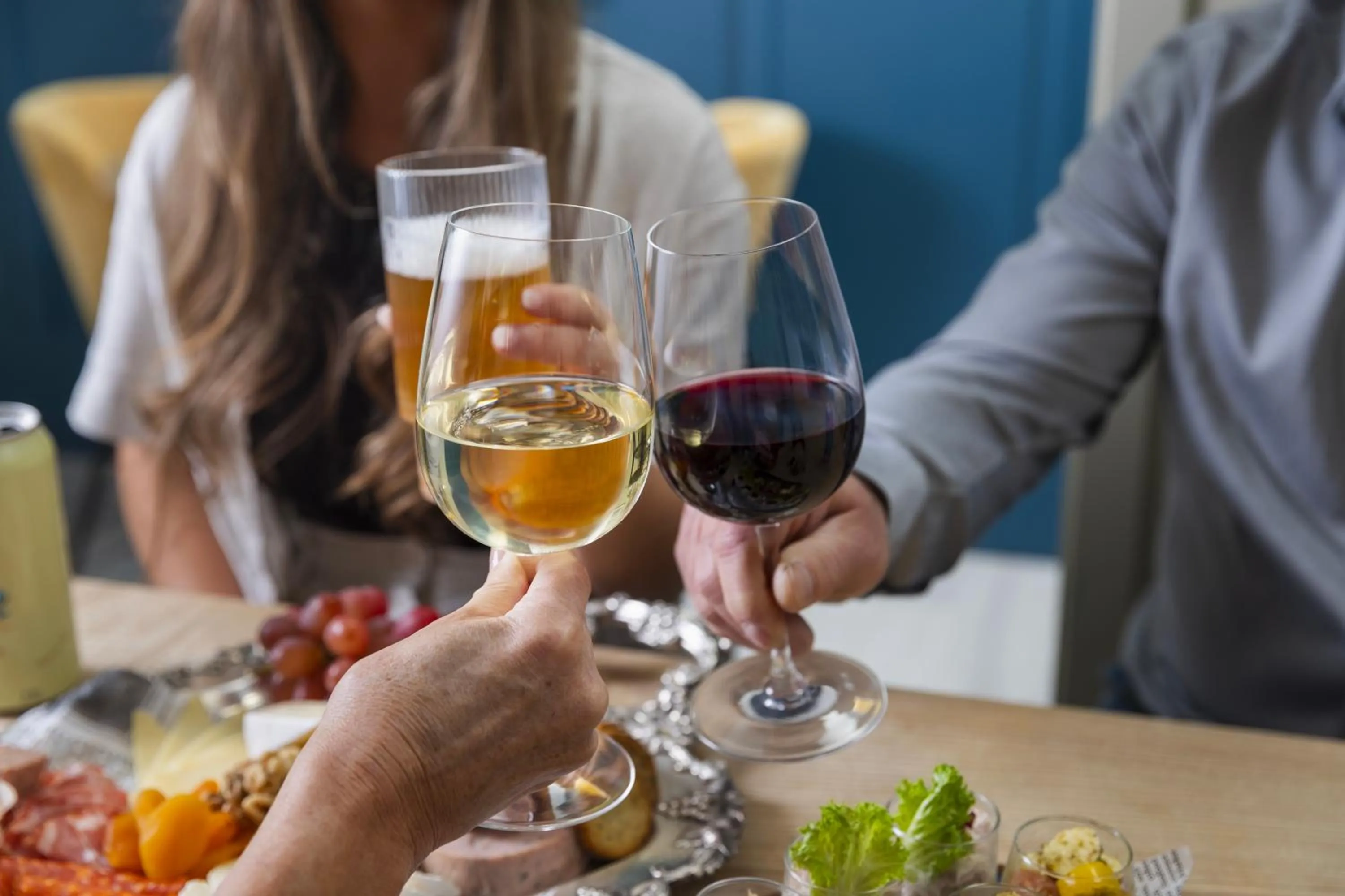 People in Hotel Oui GO!