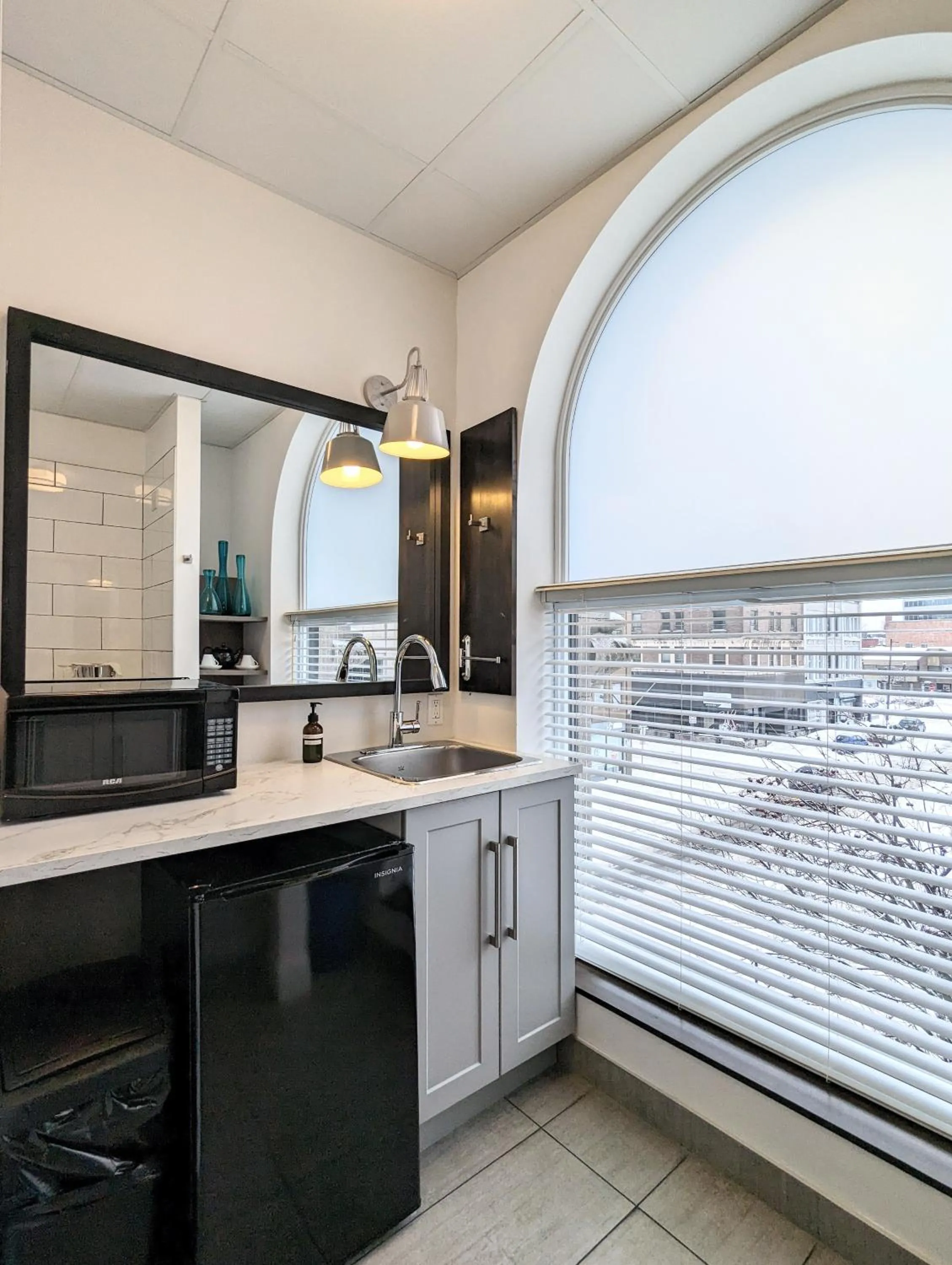 Kitchen or kitchenette in Hotel Oui GO!