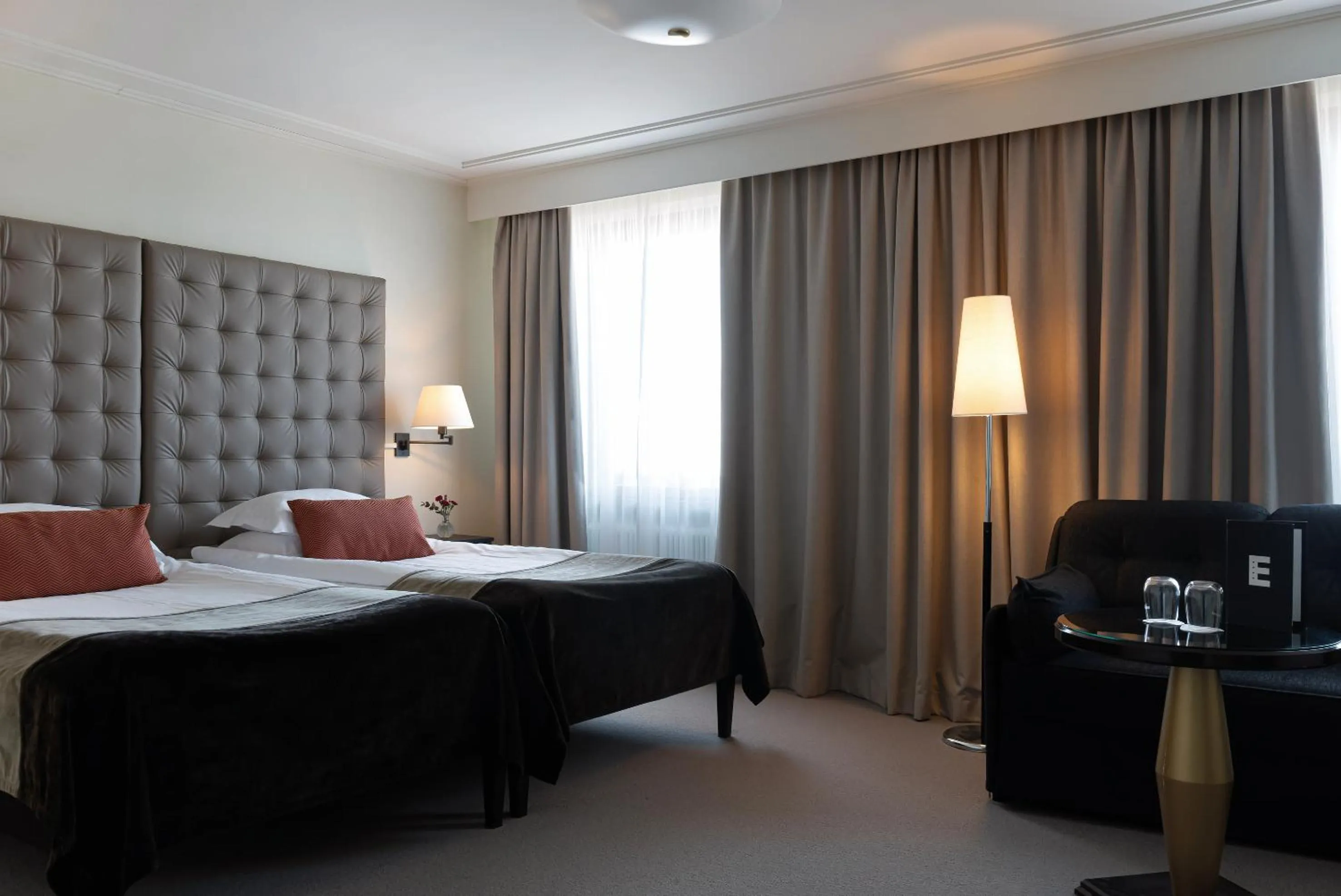 Family, Bed in Elite Stadshotellet Luleå