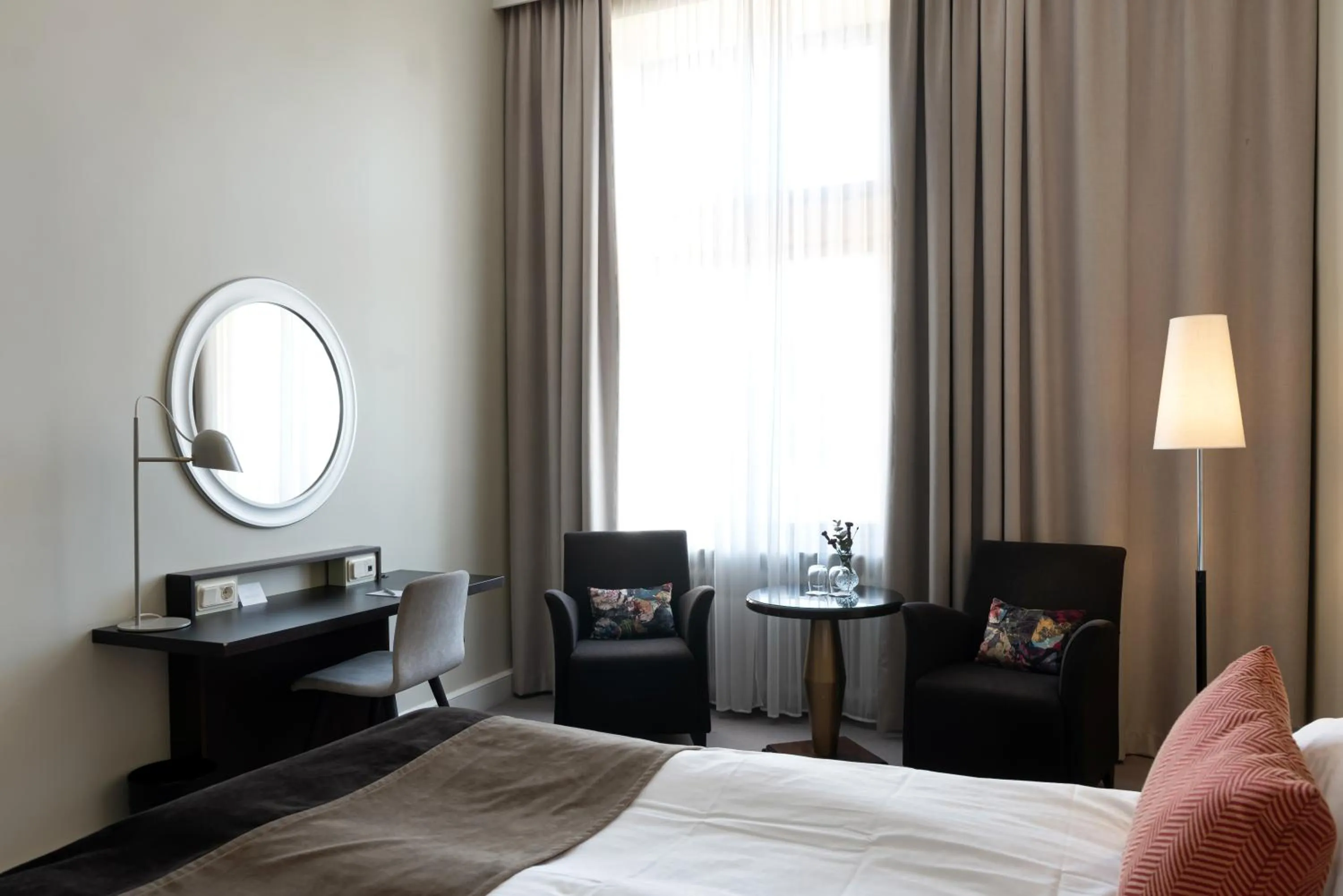 Photo of the whole room, Bed in Elite Stadshotellet Luleå