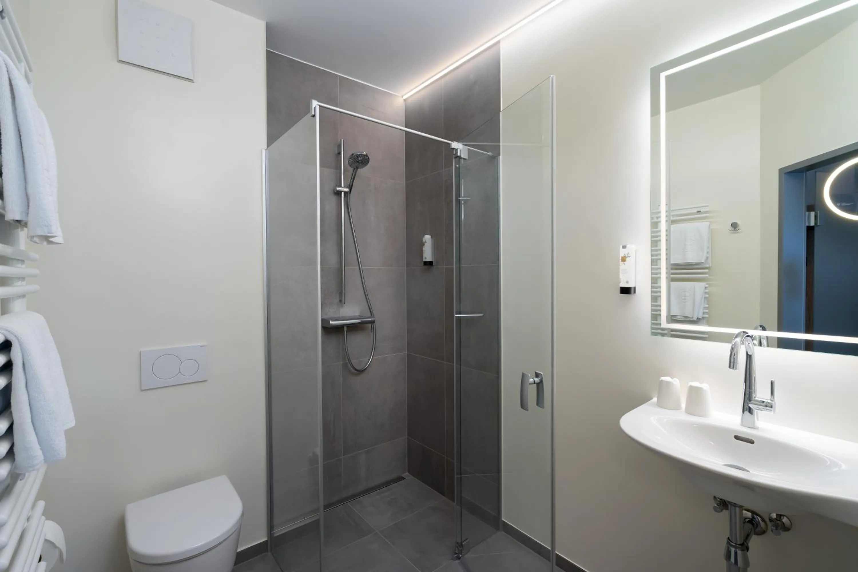 Bathroom in City Hotel Stockerau