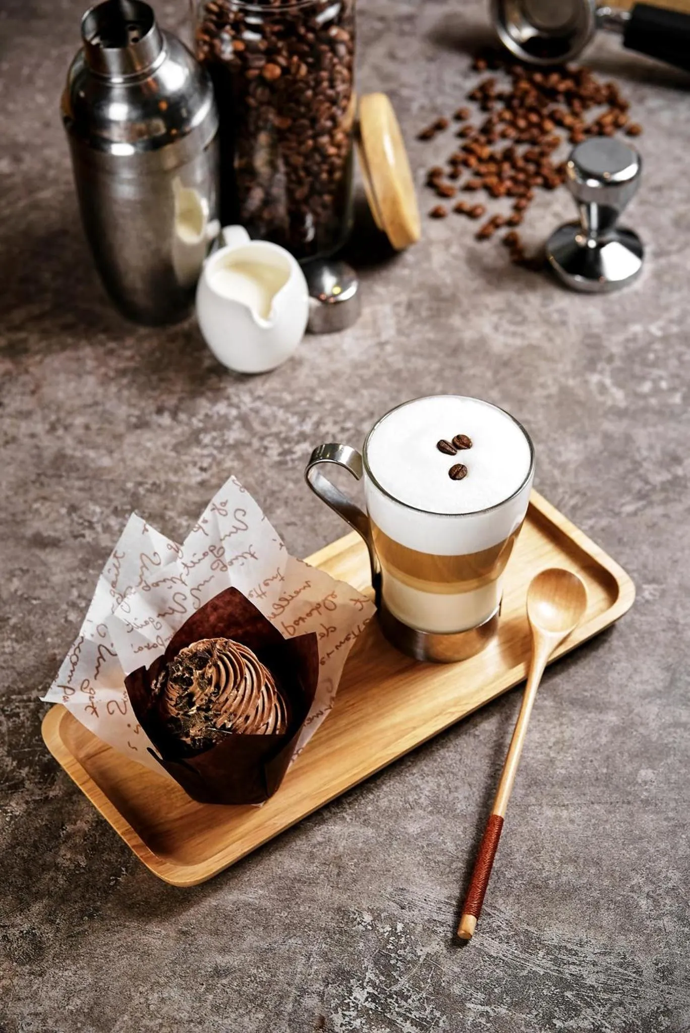 Food and drinks in Equatorial Ho Chi Minh City