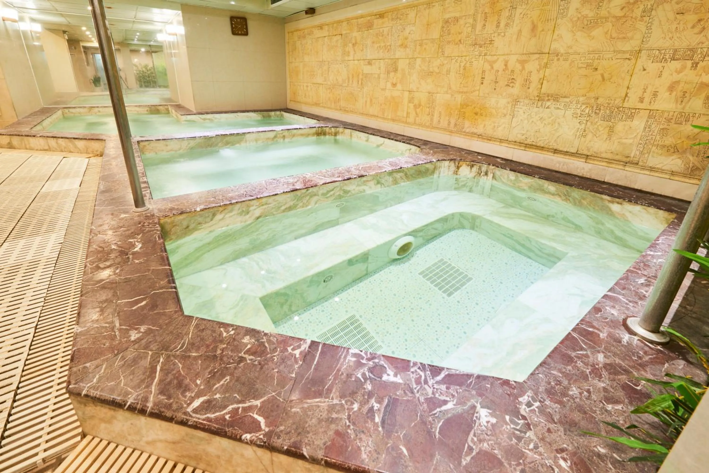 Sauna in Hanoi Hotel