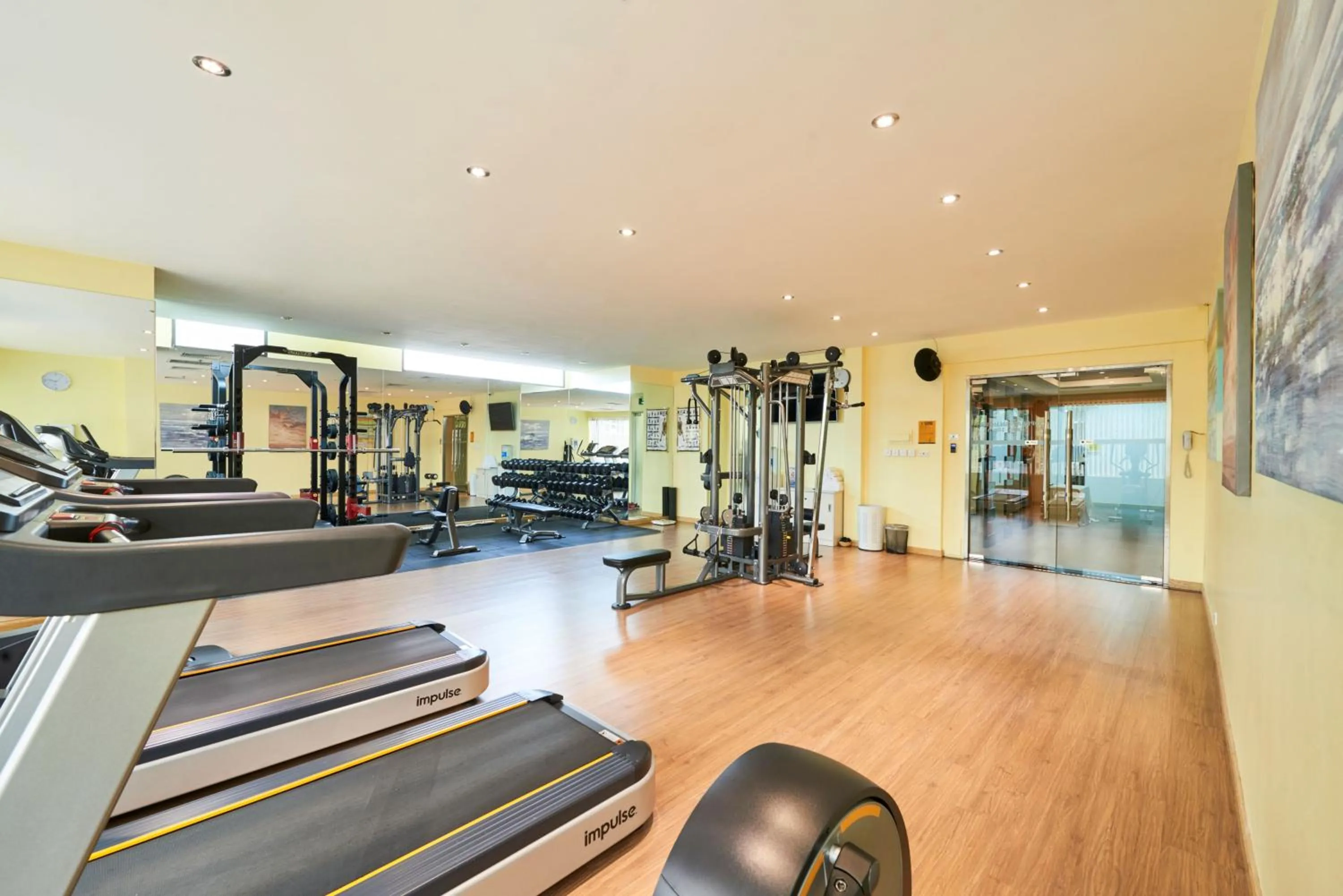 Fitness centre/facilities in Hanoi Hotel