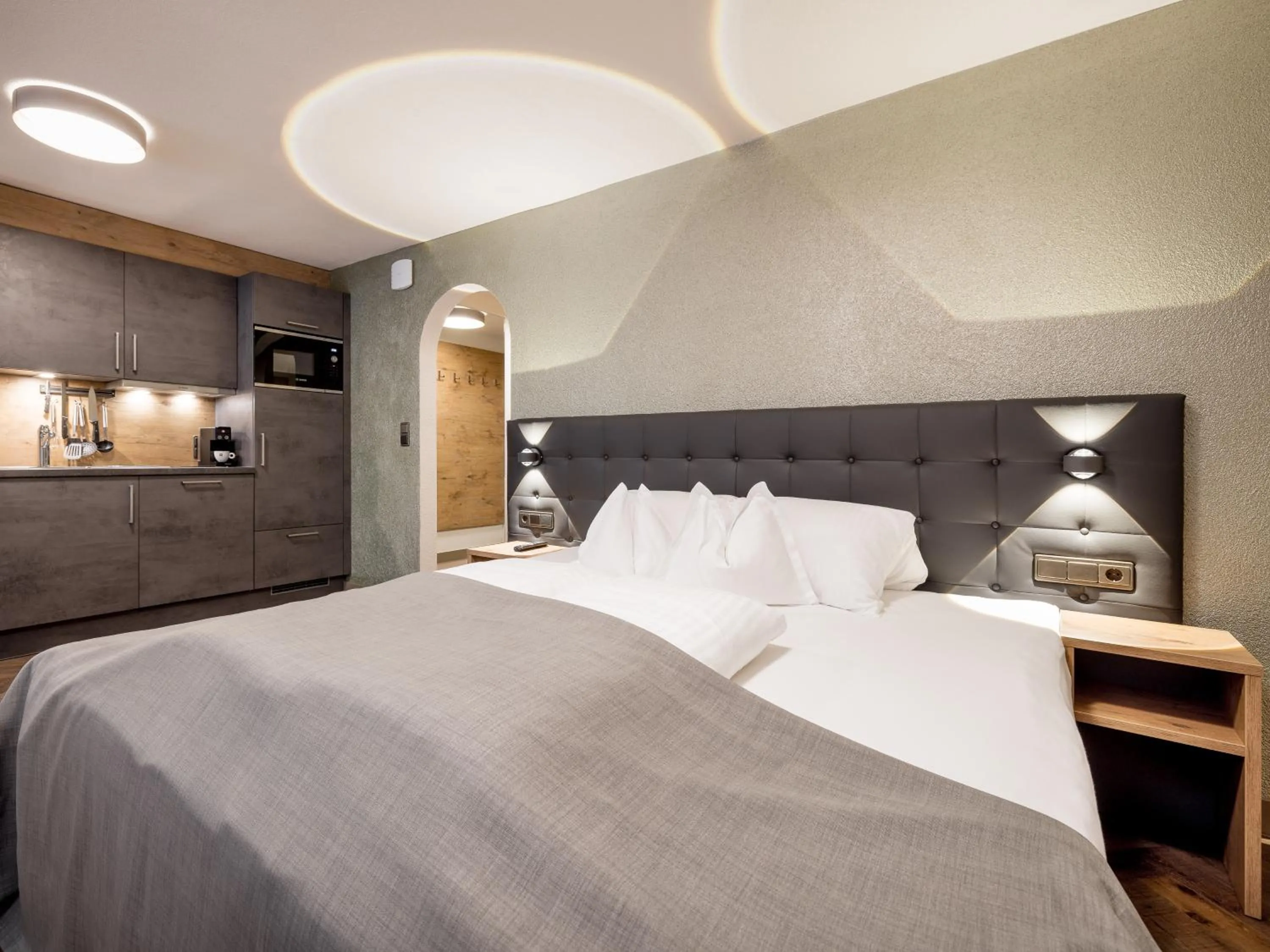 Bed in Regina Hotelsuites