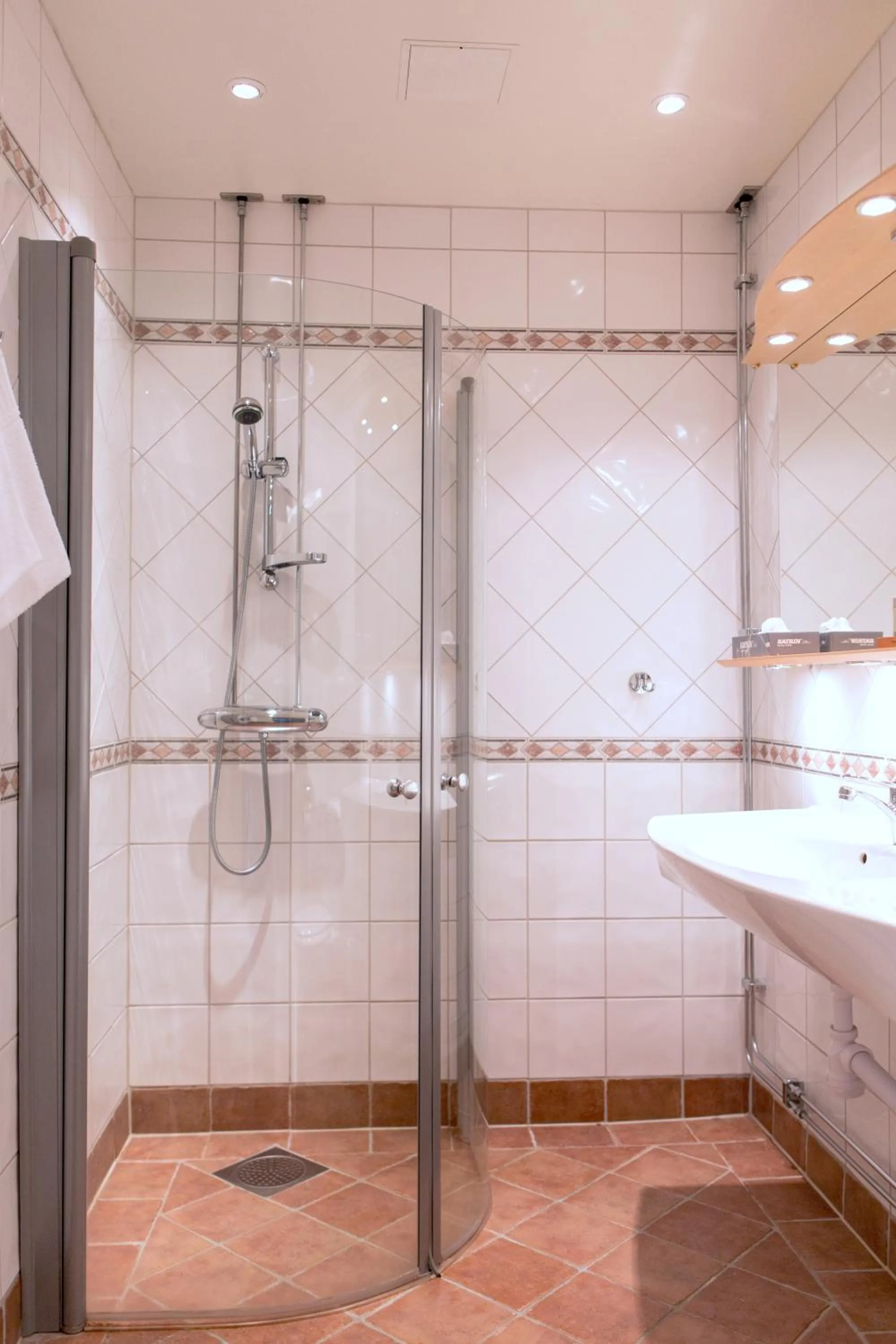 Shower in Eksjö Stadshotell