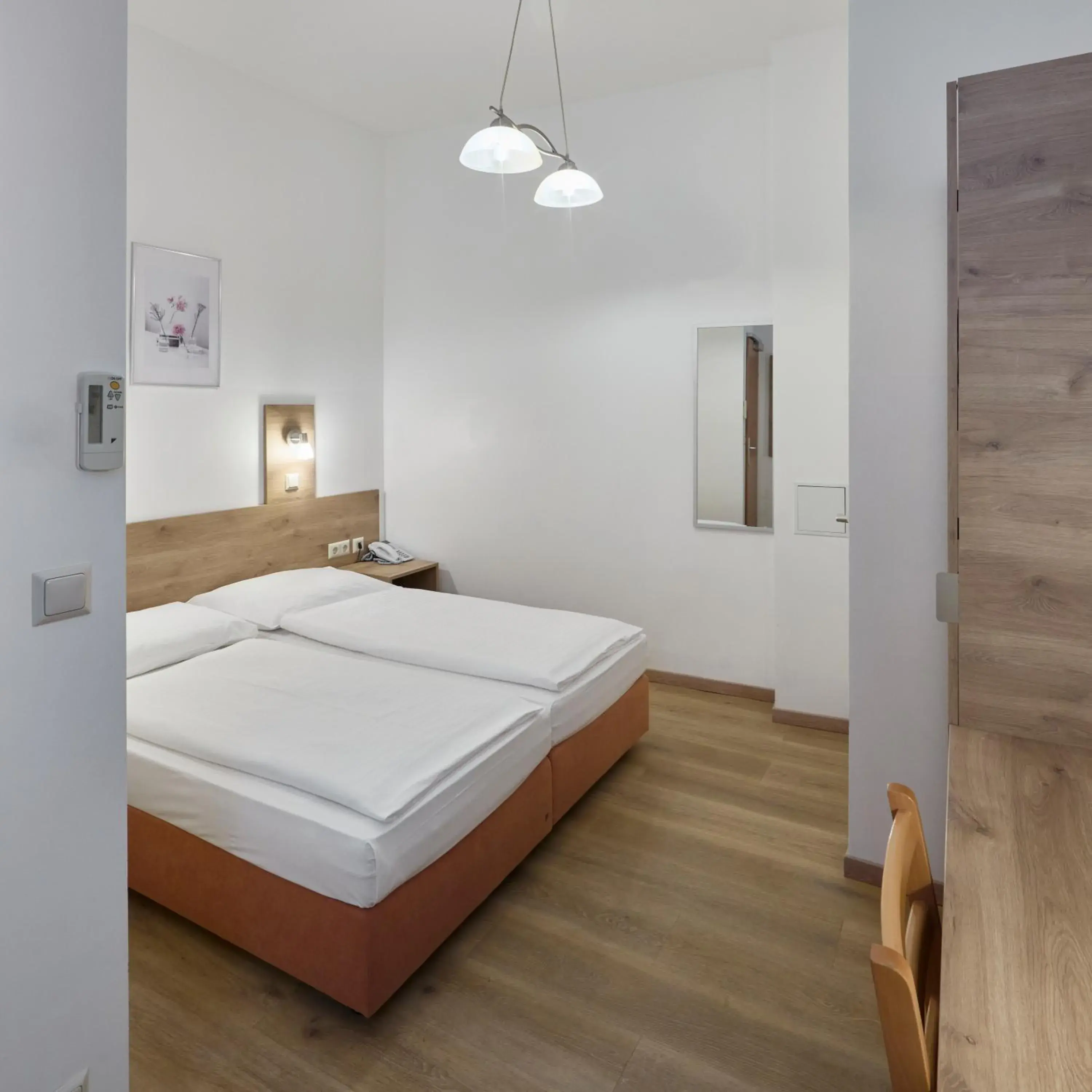 Double Room in Hotel Terminus Double Room in Hotel Terminus