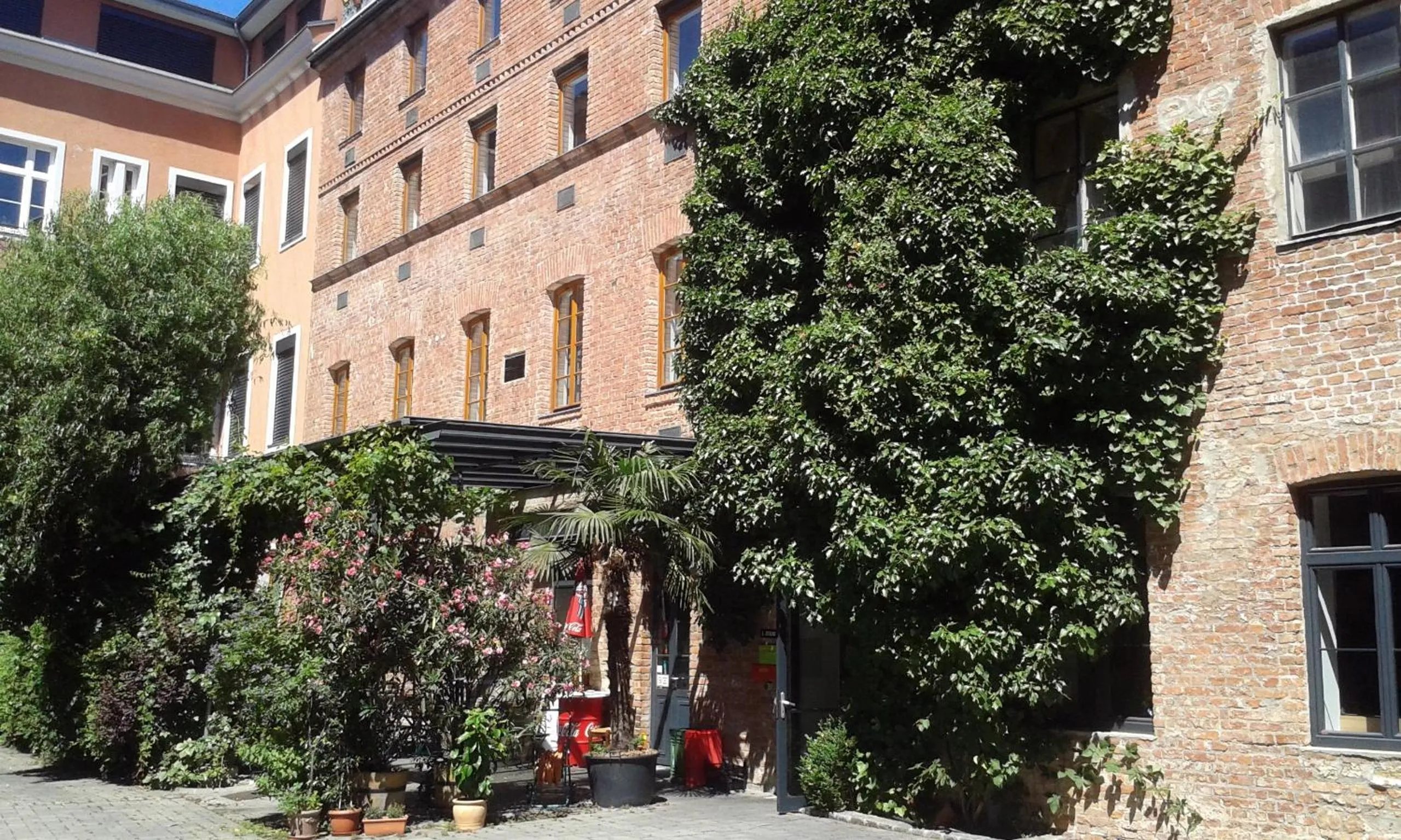 Property building in Hotel Fabrik Wien