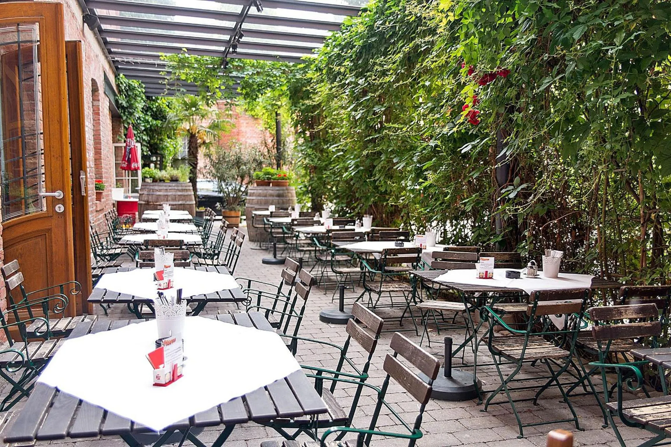 Restaurant/places to eat in Hotel Fabrik Wien