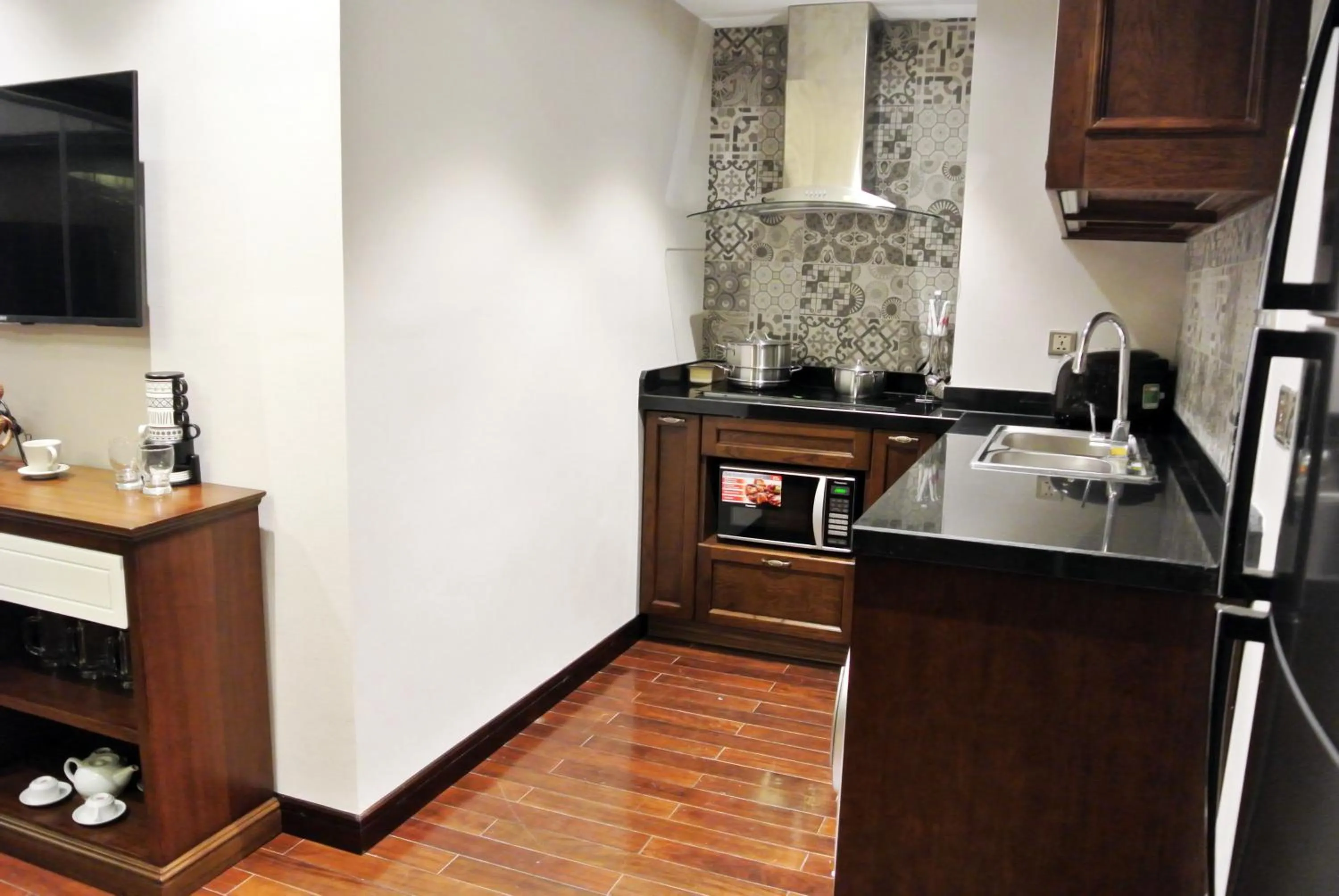 Kitchen or kitchenette in JB Serviced Apartment