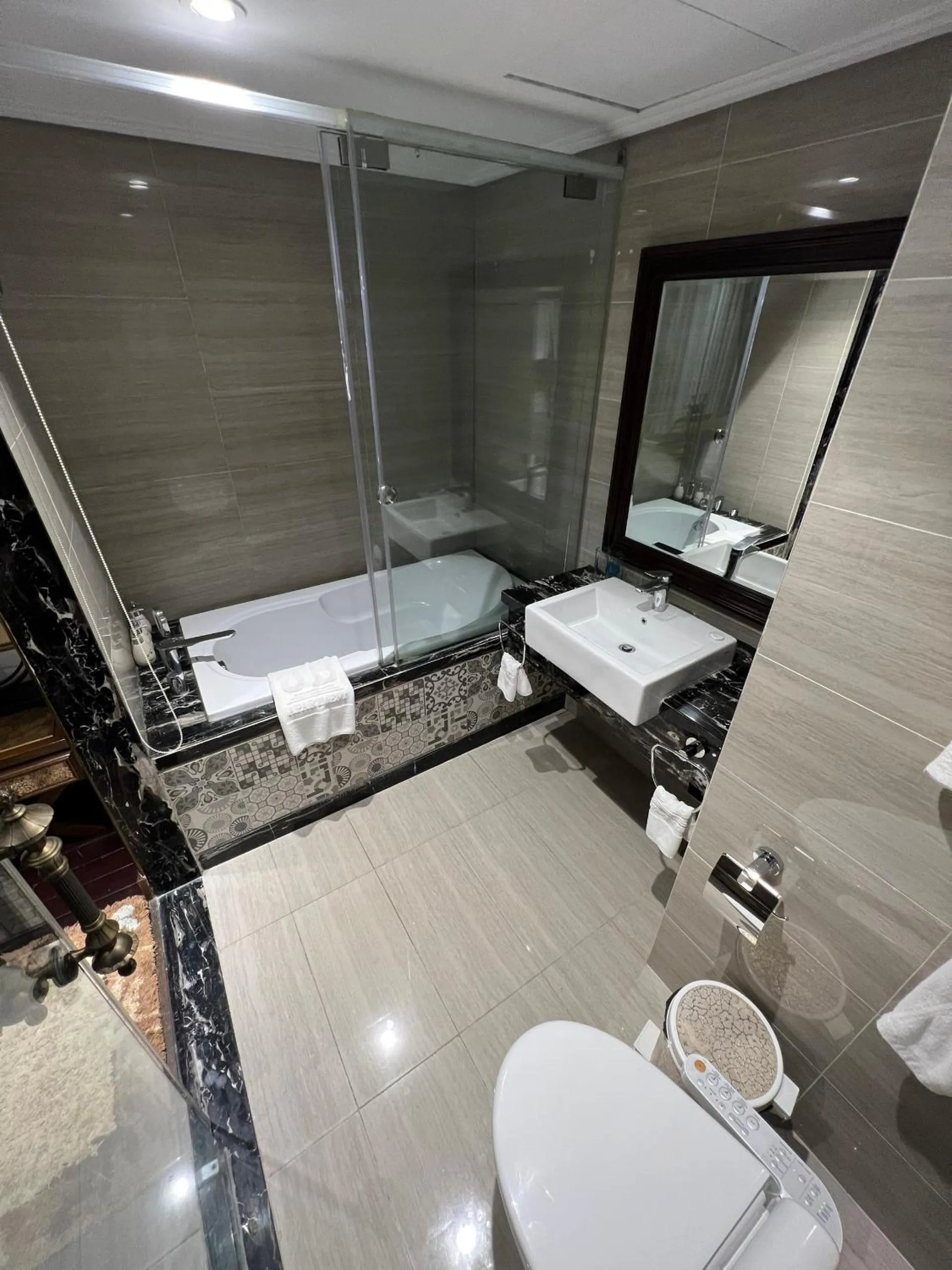 Shower in JB Serviced Apartment
