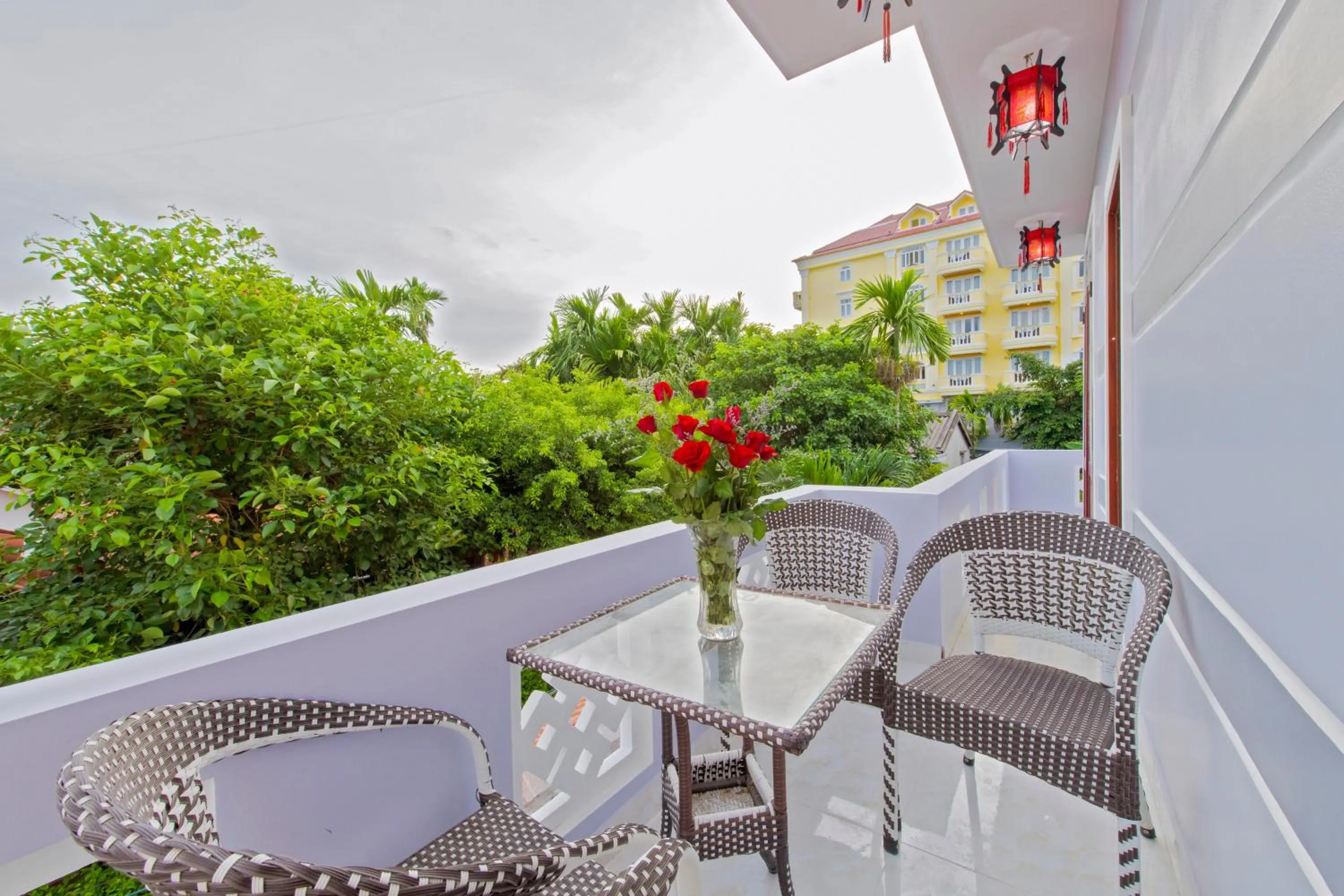 Garden in Bougain Villeas Homestay