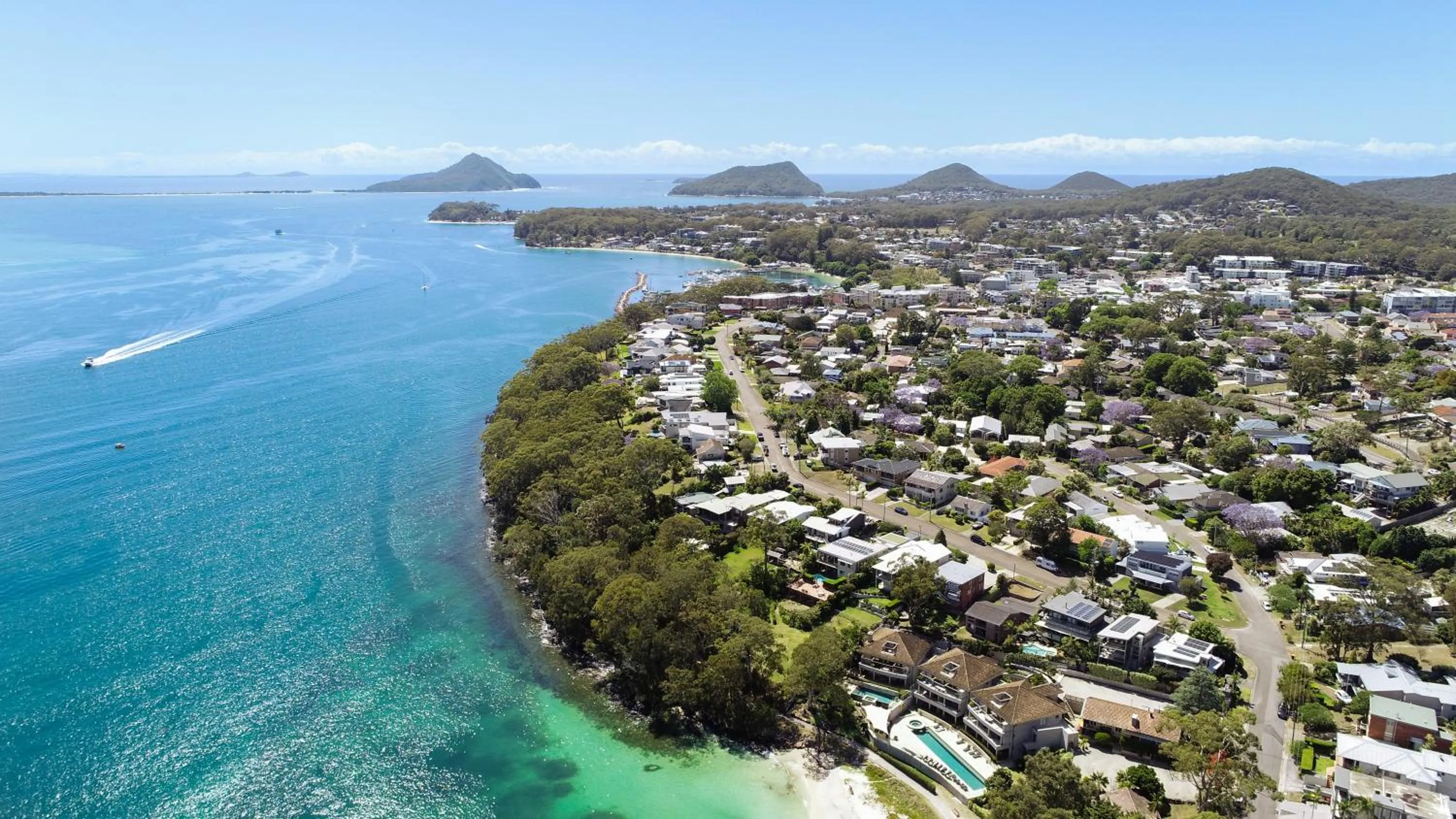 Natural landscape in Dutchies Motel Nelson Bay & Dutchmans Beach Apartments
