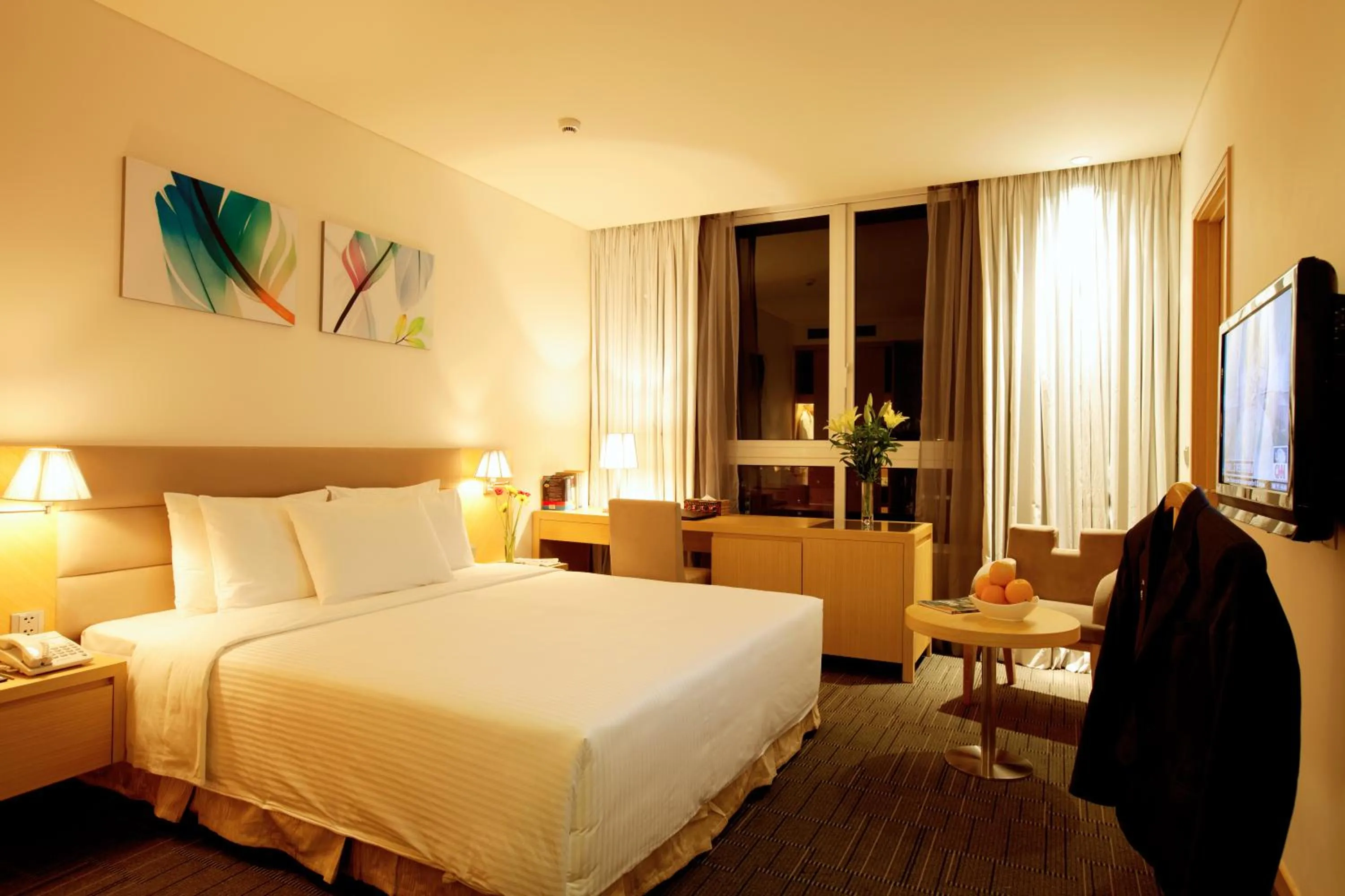 Bedroom, Bed in Liberty Central Saigon Centre Hotel