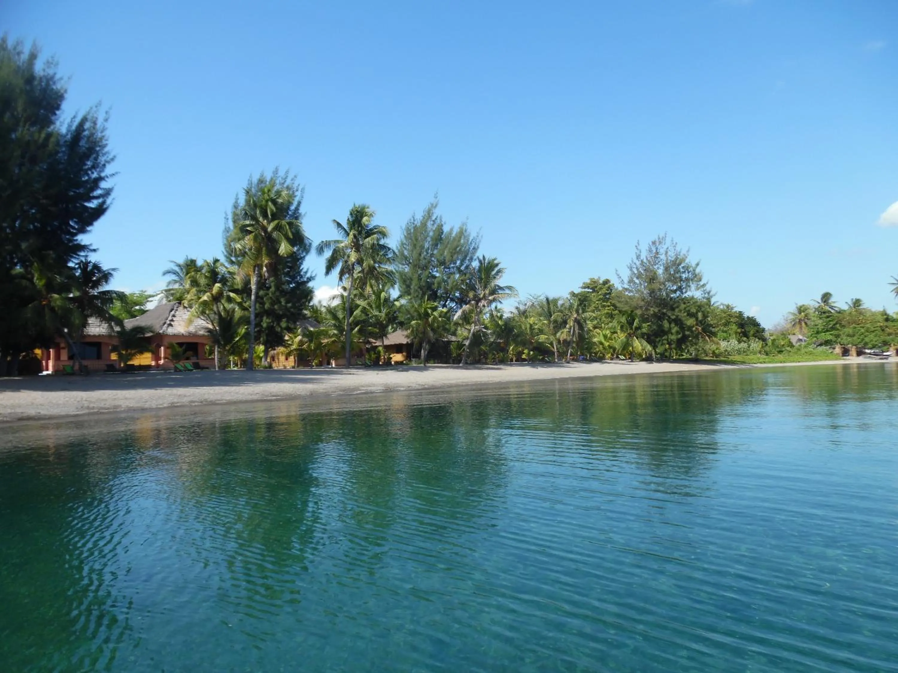 Day in Sea World Club Beach Resort & Dive Center, RESORT THAT SUPPORTS THE POOR