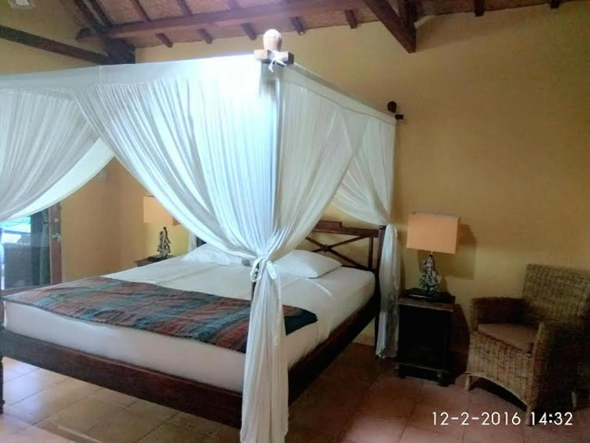 Toilet, Bed in Sea World Club Beach Resort & Dive Center, RESORT THAT SUPPORTS THE POOR