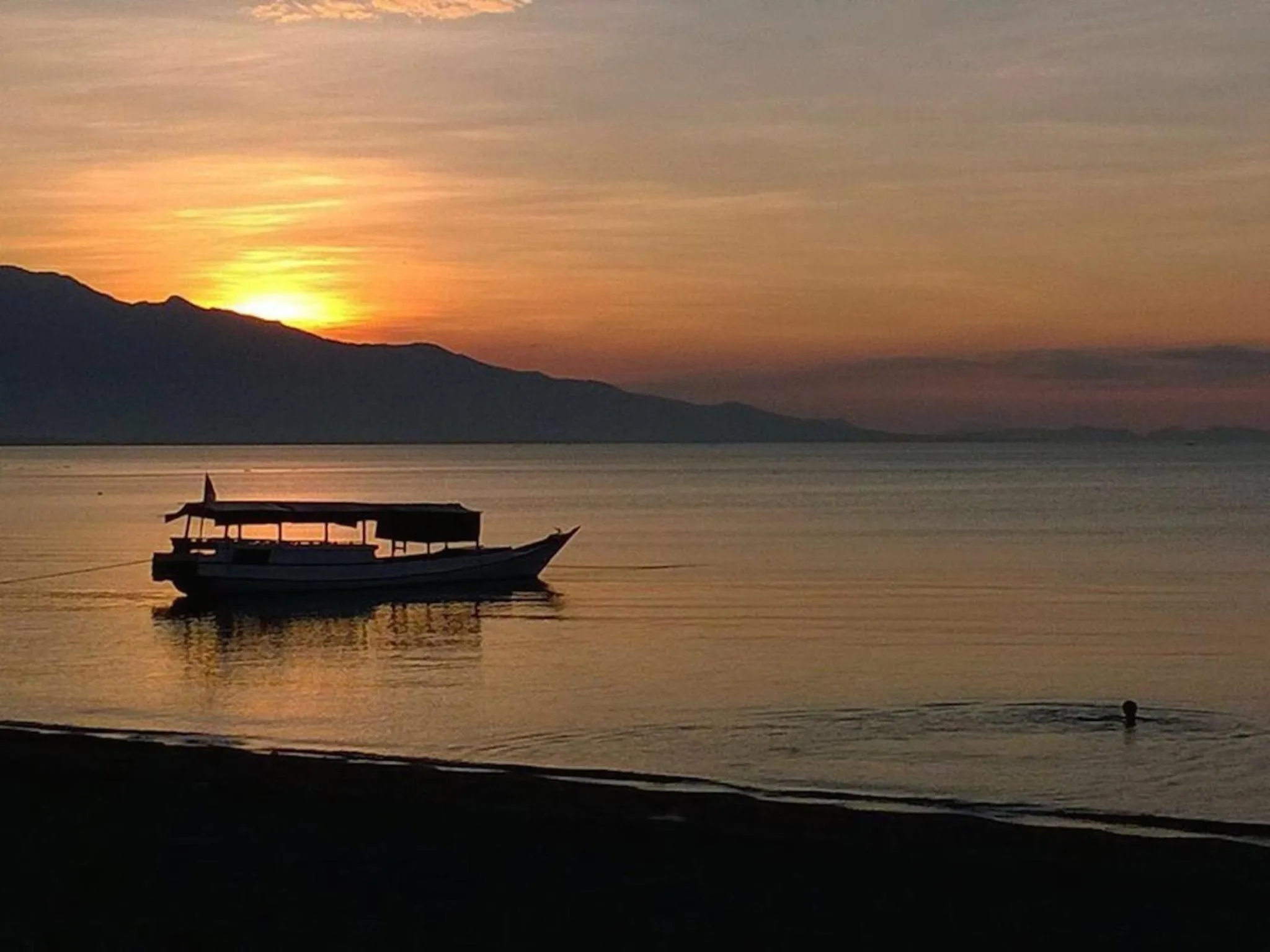 Summer in Sea World Club Beach Resort & Dive Center, RESORT THAT SUPPORTS THE POOR