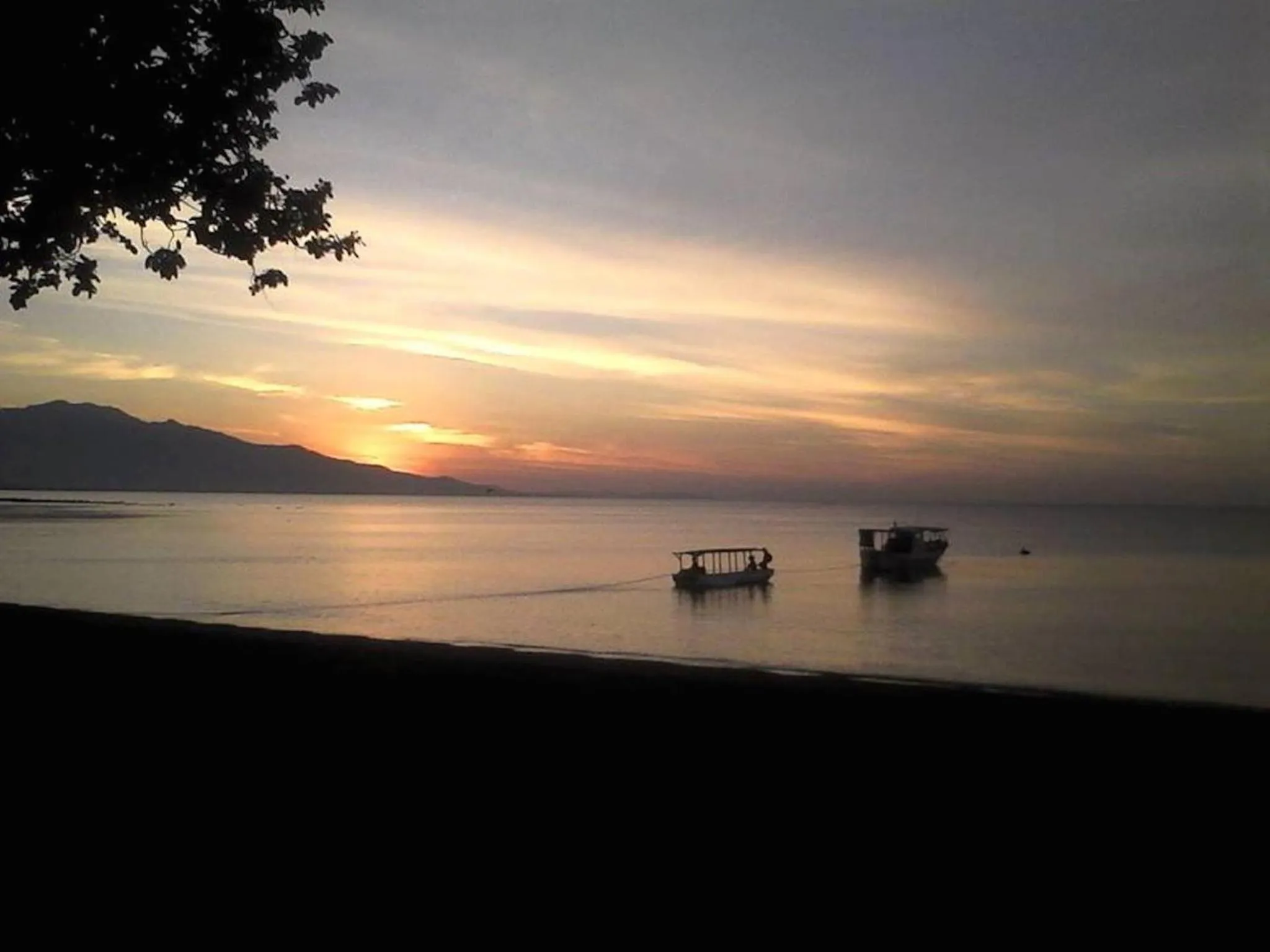 Beach in Sea World Club Beach Resort & Dive Center, RESORT THAT SUPPORTS THE POOR