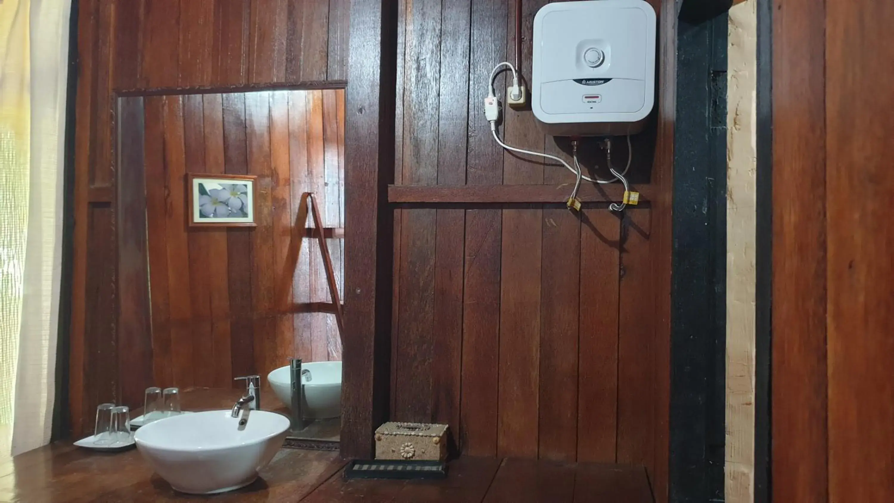 Deluxe Double Room with Sea View in Sea World Club Beach Resort & Dive Center, RESORT THAT SUPPORTS THE POOR Deluxe Double Room with Sea View in Sea World Club Beach Resort & Dive Center, RESORT THAT SUPPORTS THE POOR